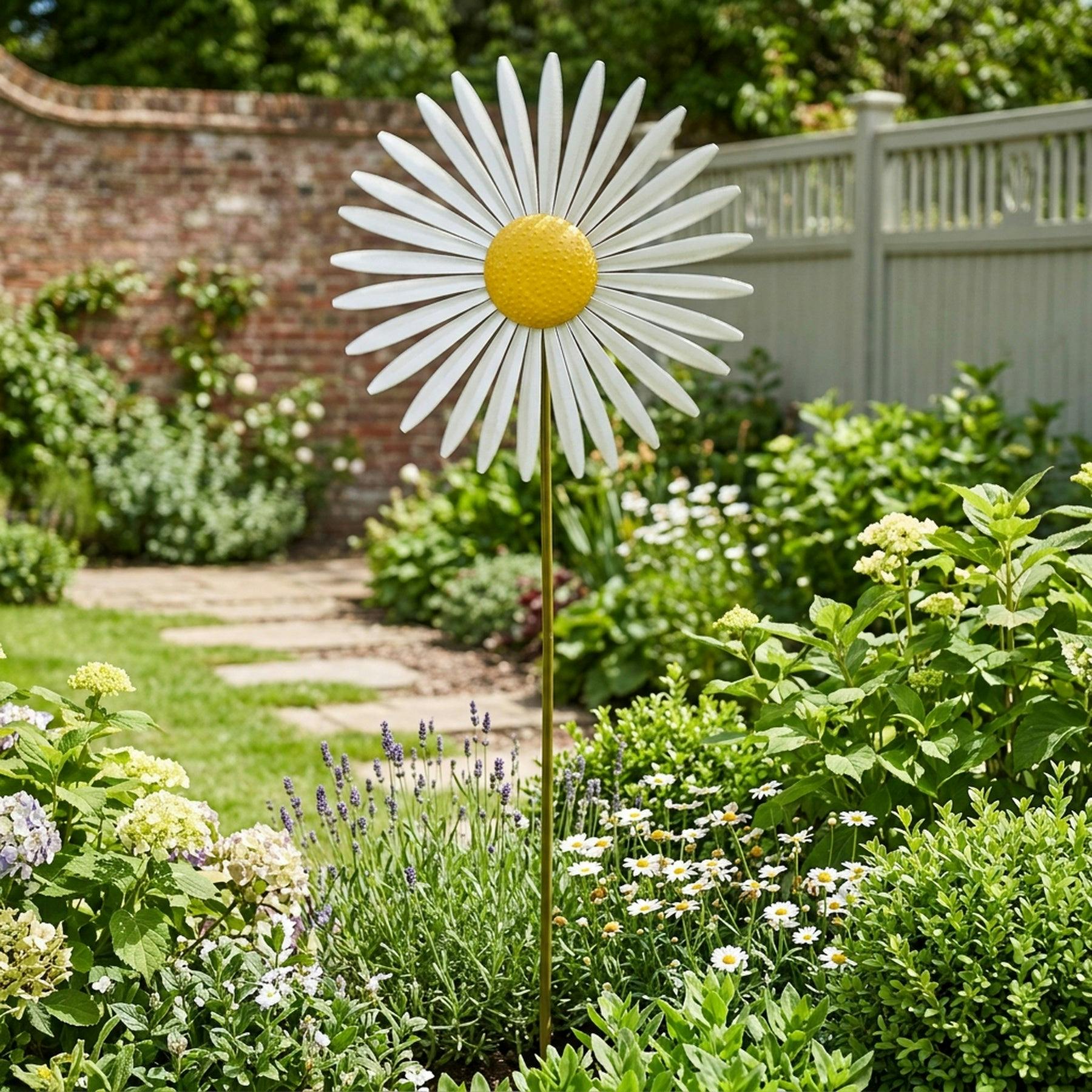 Garden Greatness Large Metal Daisy Spinner Stake
