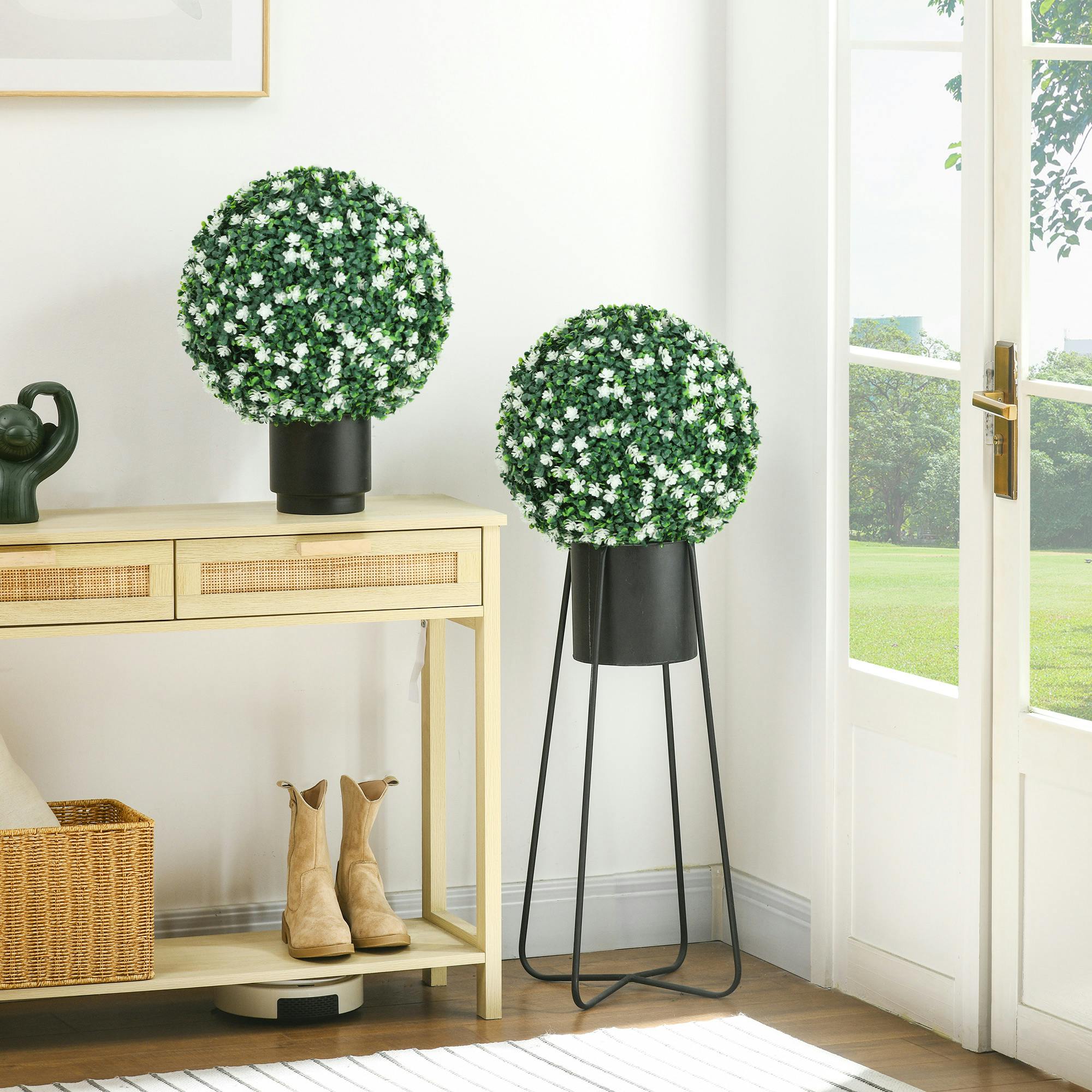 Homcom White Set Of 2 Artificial Topiary Balls Indoor Outdoor Faux Boxwood Balls
