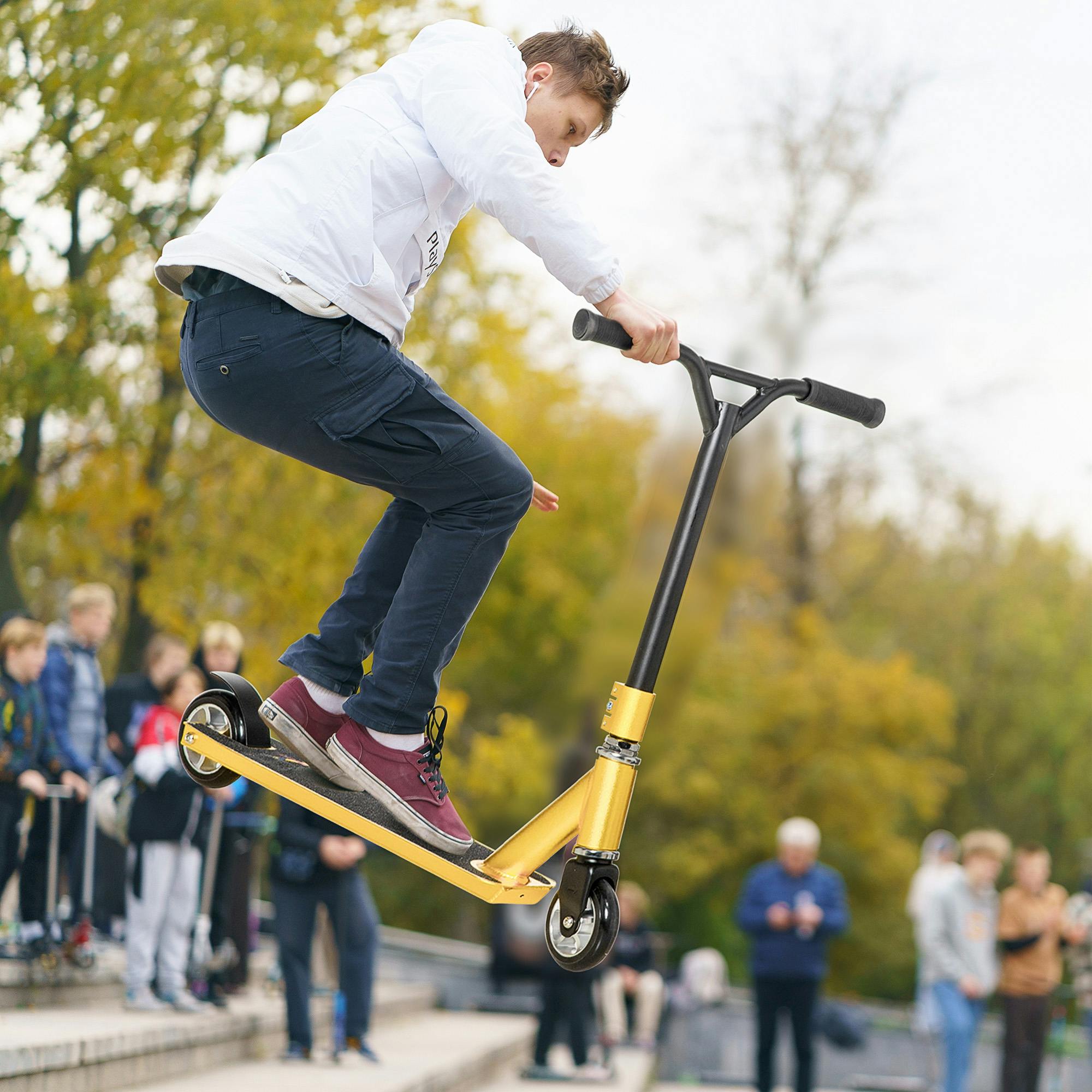 HOMCOM Trick Kick Stunt Scooter - Gold Tone - Size 14 - Image 5