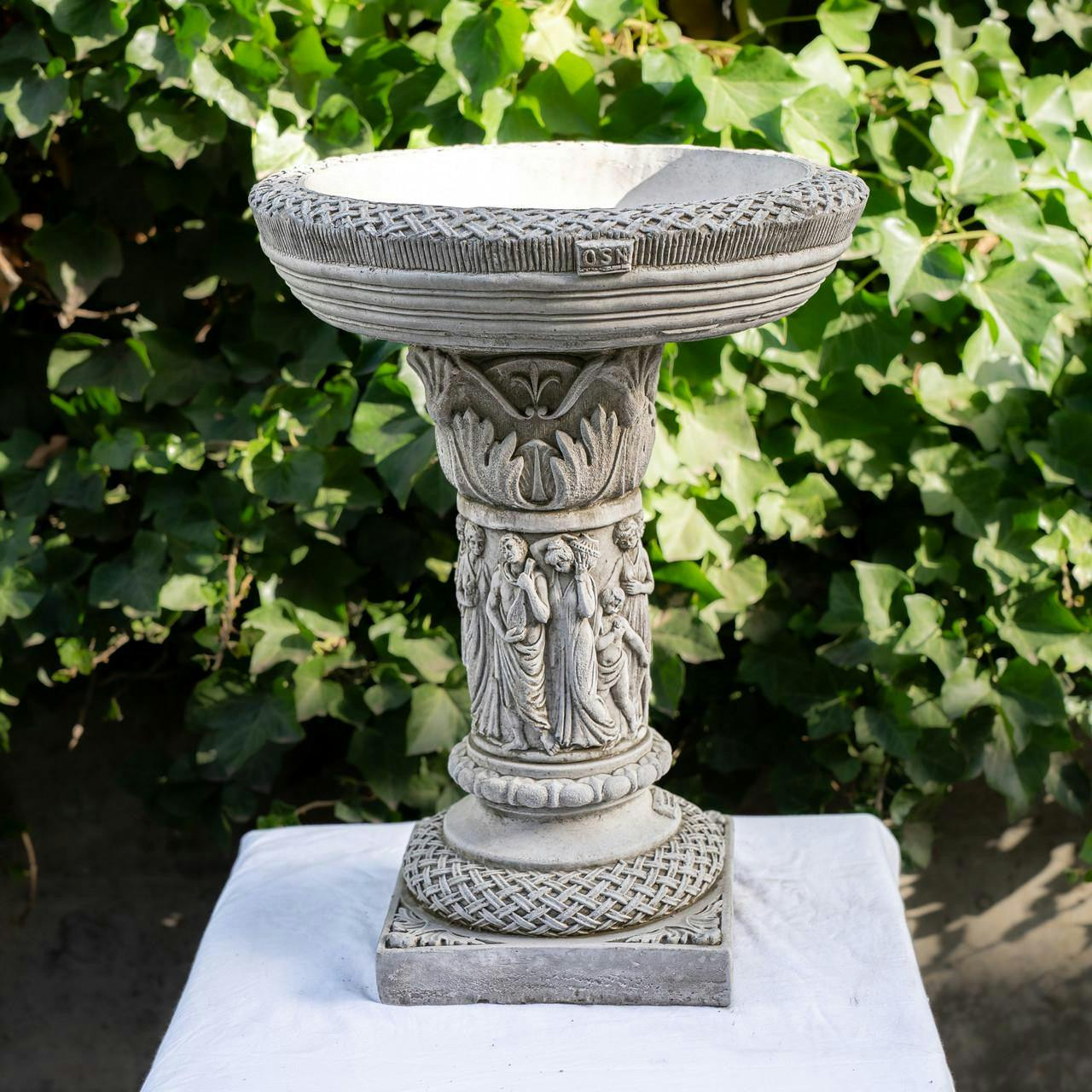 Osn Patrician Bird Bath Elegant Stone Cast Bird Bath Bird Feeder
