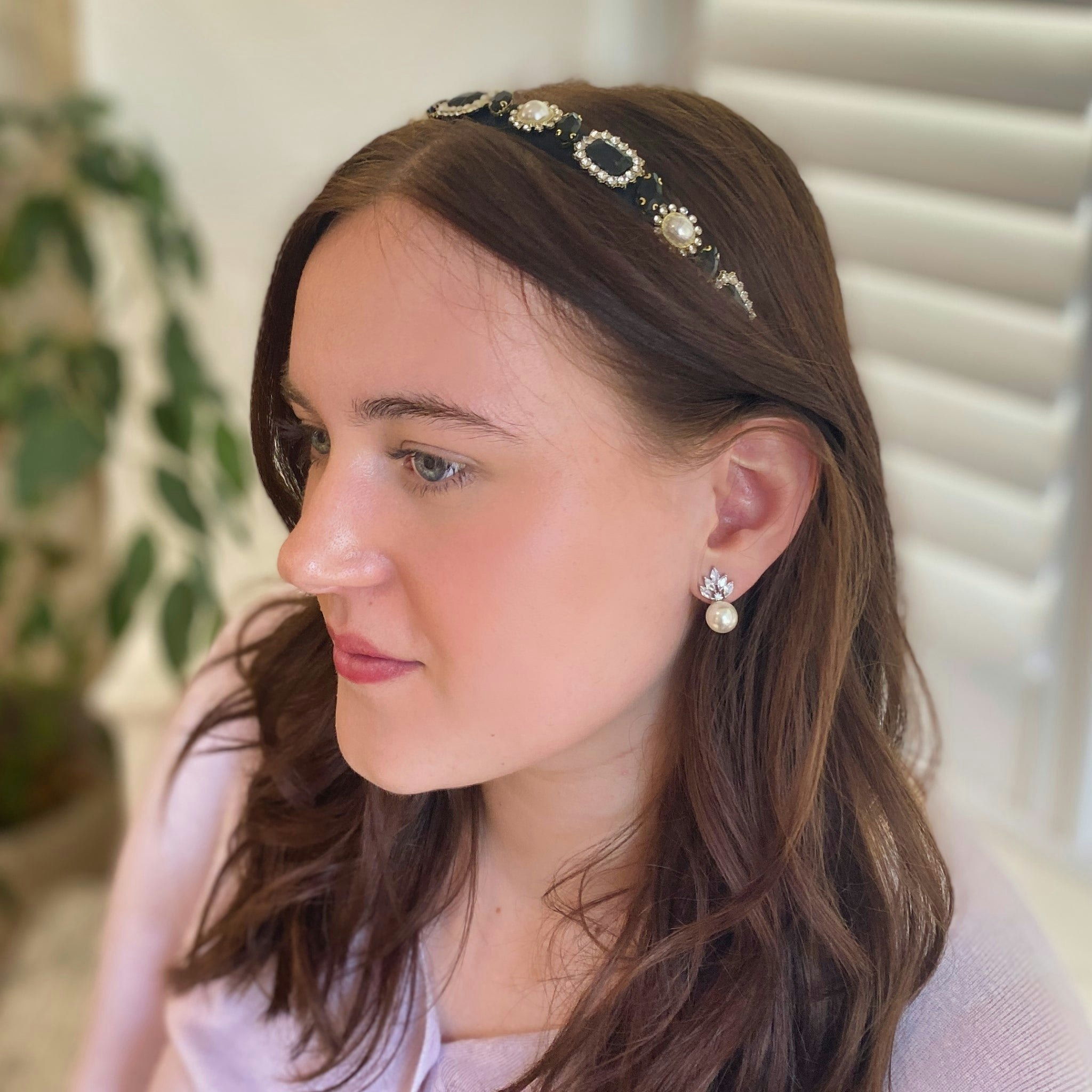 Queenmee Accessories Black Gem Headband With Pearls