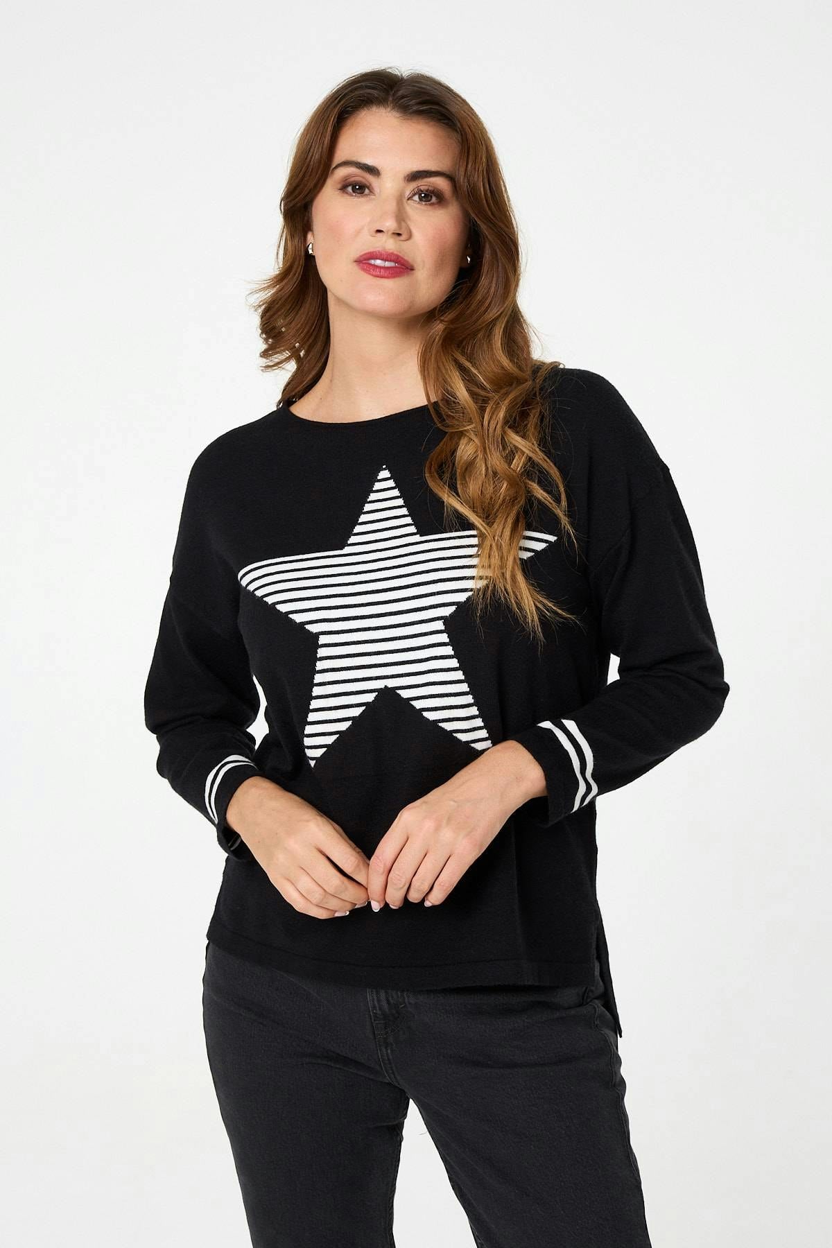 Izabel London Black Star Print Long Sleeve Relaxed Top - 8