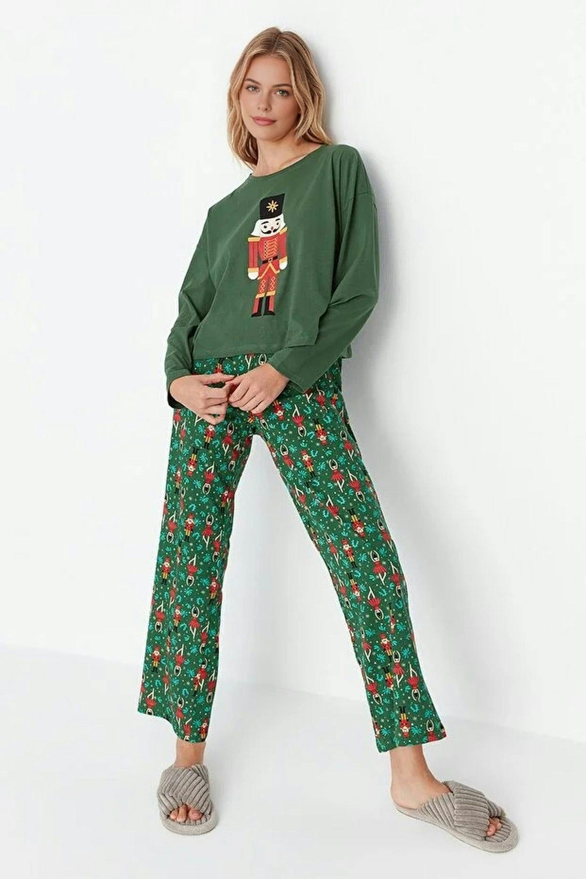 Wovcor Green 2-Piece 100% Cotton Christmas Themed Knit Pajama Set - Xl