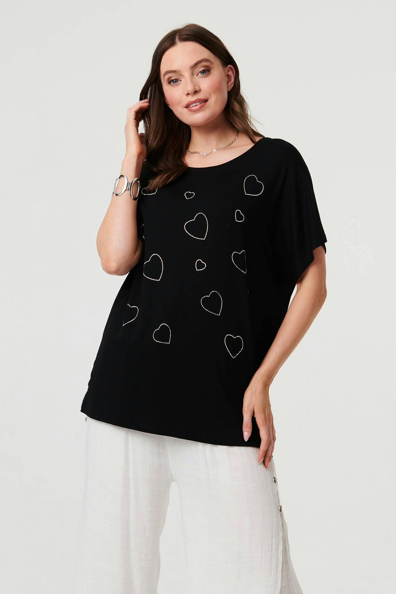 Izabel London Black Sparkly Heart Detail Relaxed T-Shirt - 16