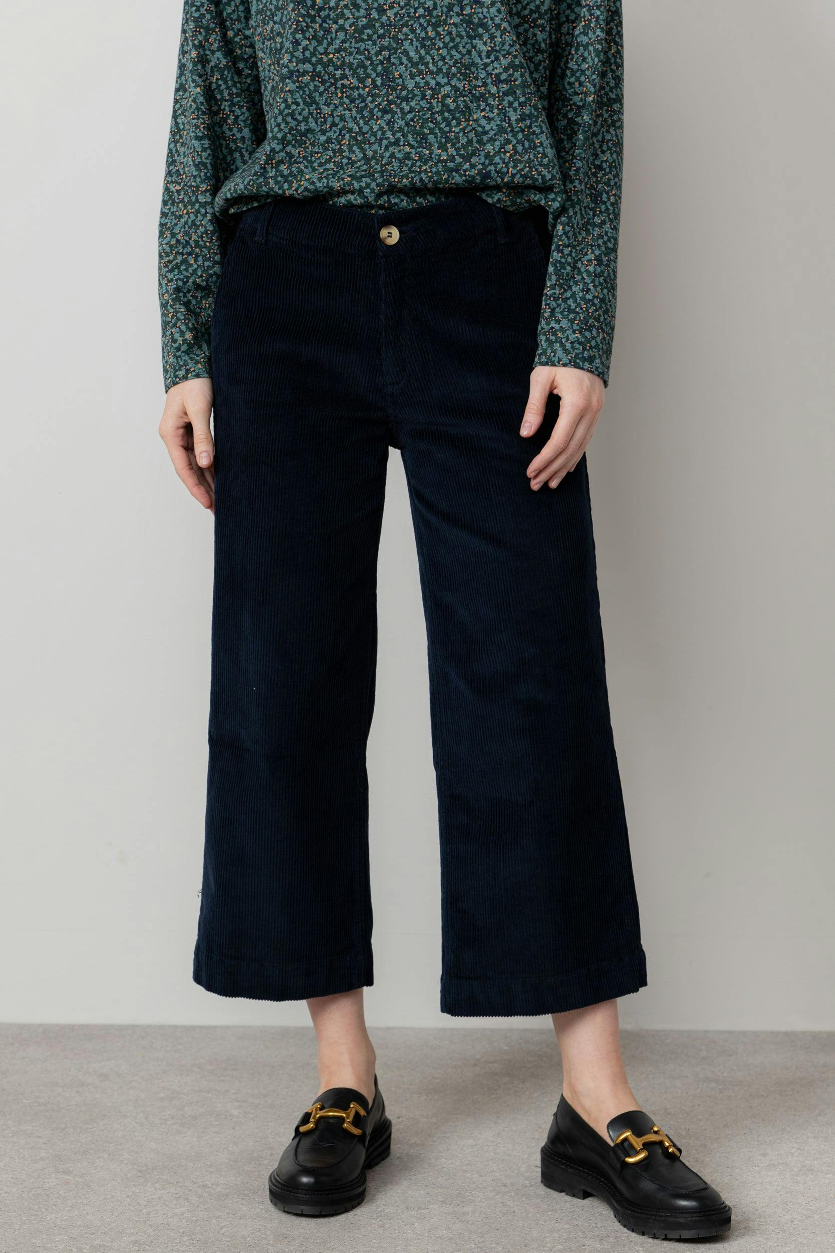 Lily & Me Isla Stretch Jumbo Corduroy Cropped Trousers Navy - 20 - Navy