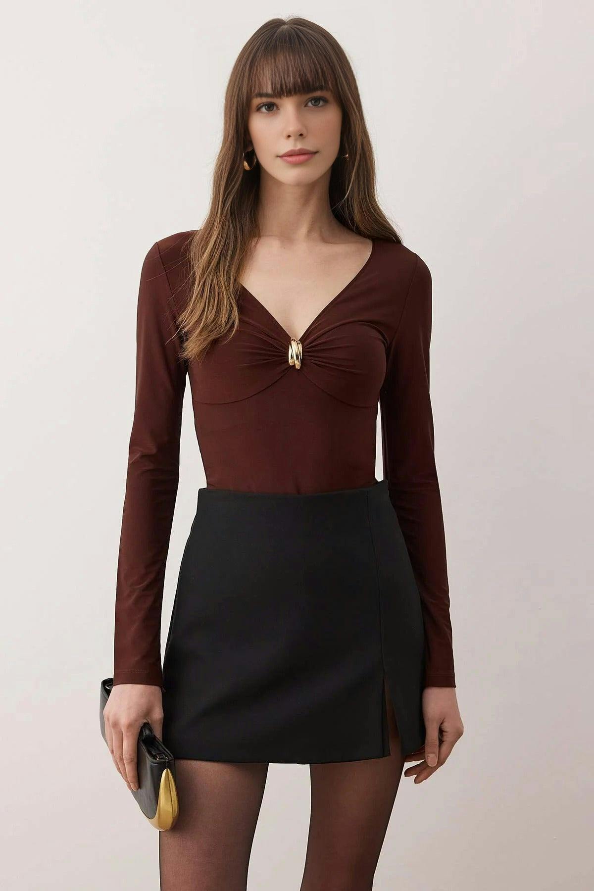 Wovcor Brown V-Neck Knit Bodysuit With Accessory Detail - Xs