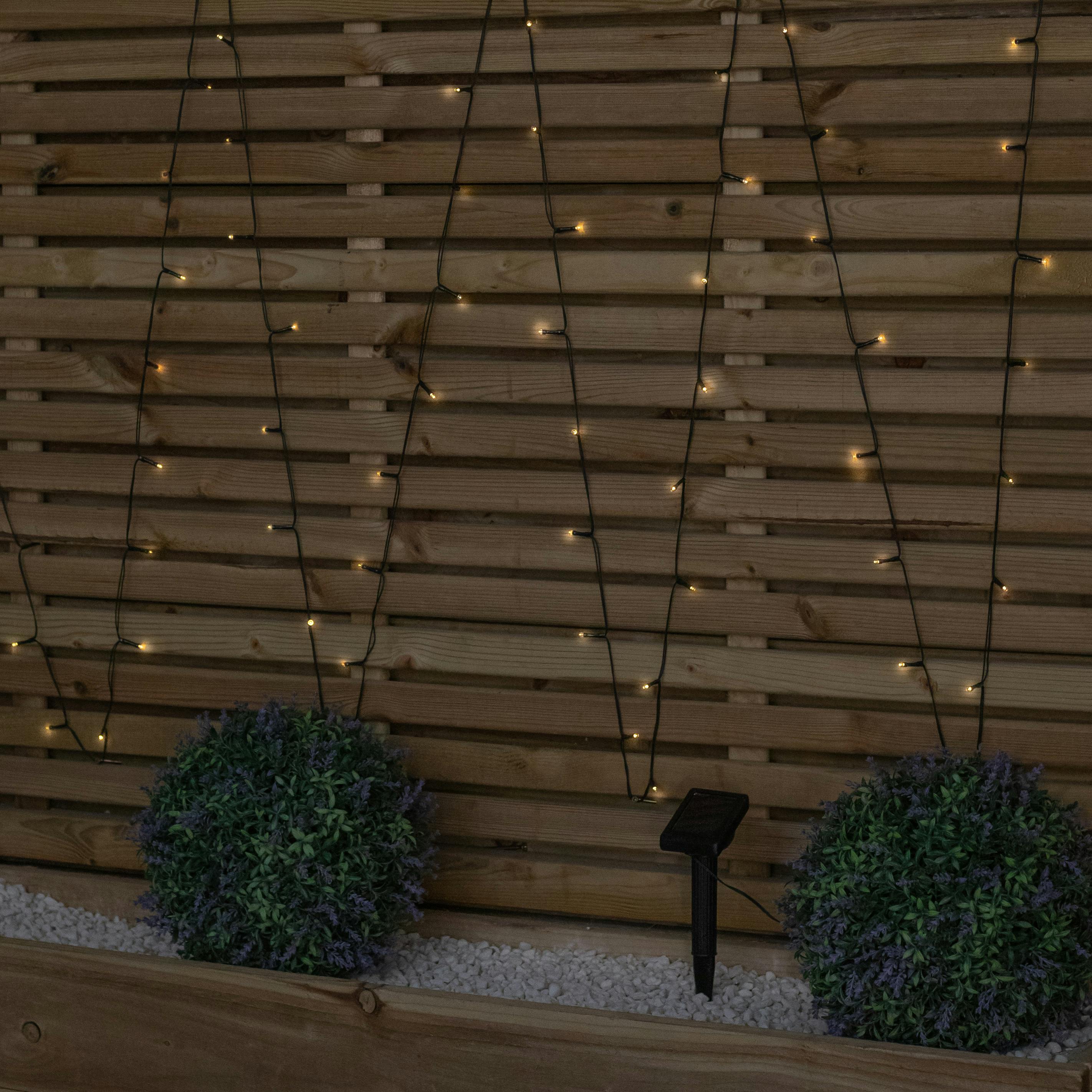 Rackhams White 10M Solar Powered Outdoor Garden String Lights With 100 Warm Leds