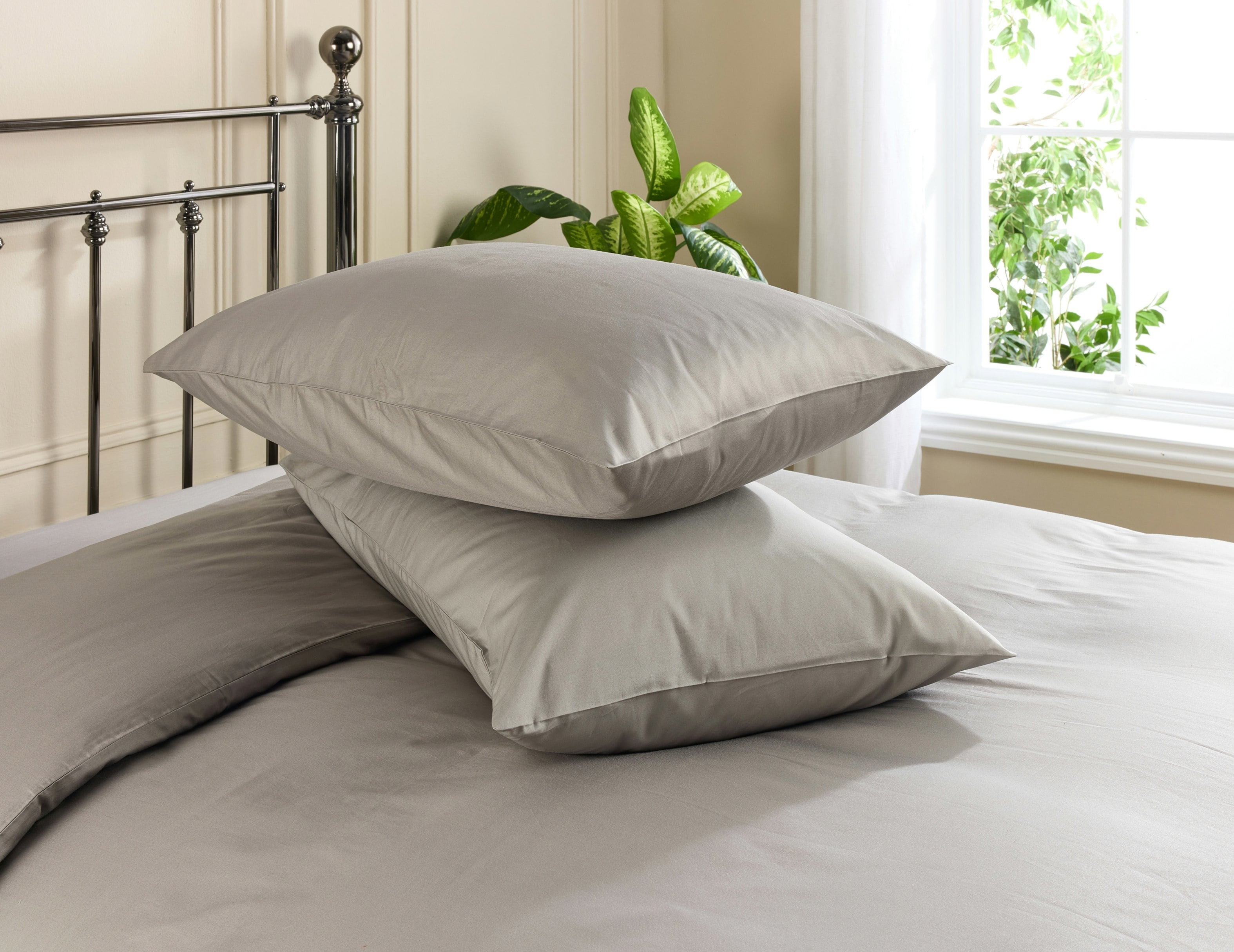 Hotel Pure Luxury Grey 5 Star Classic Pillowcase - Pair - Standard