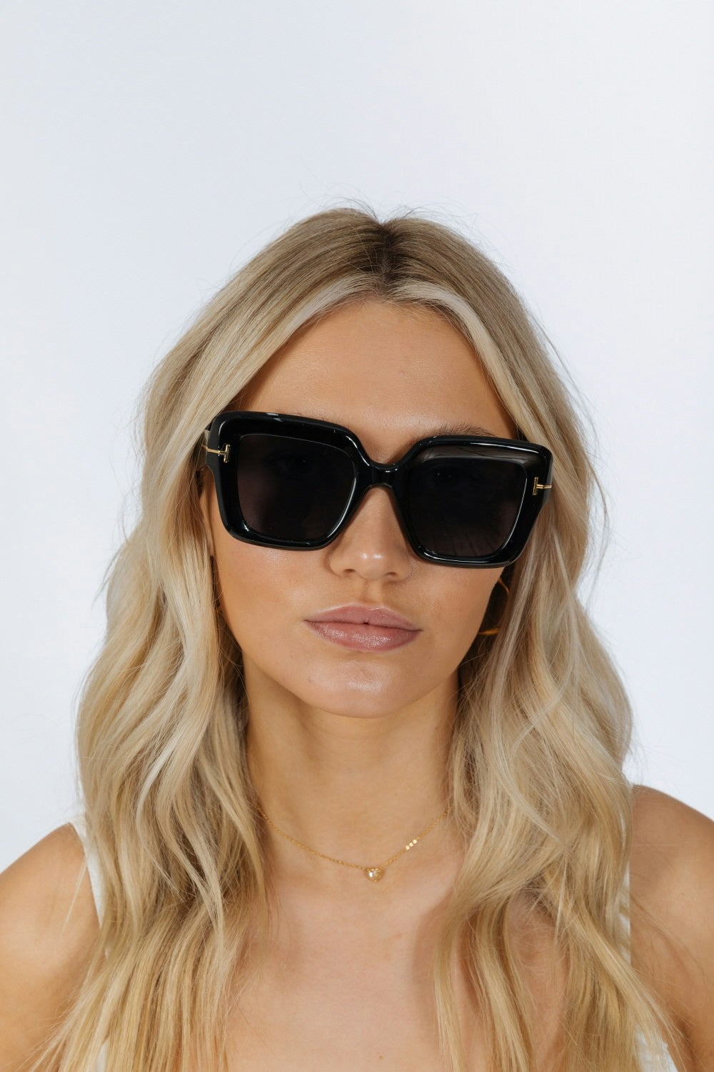 Svnx Black Bold Square Sunglasses In - One Size