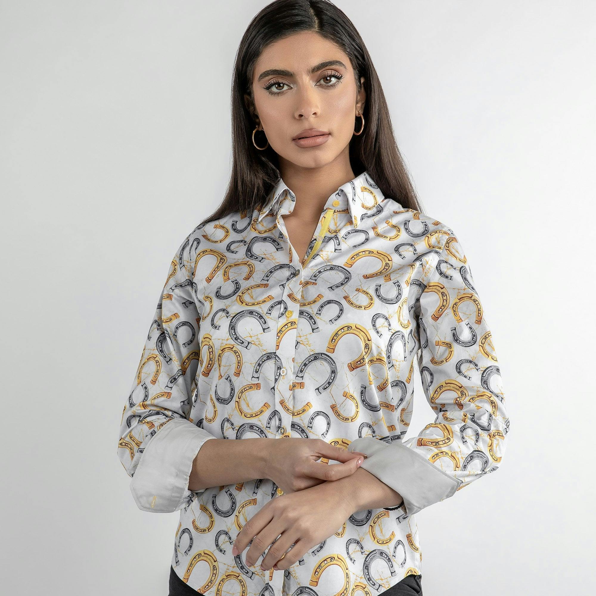 Claudio Lugli Women's White Ornate Horseshoe Collection Print Shirt - 8.0