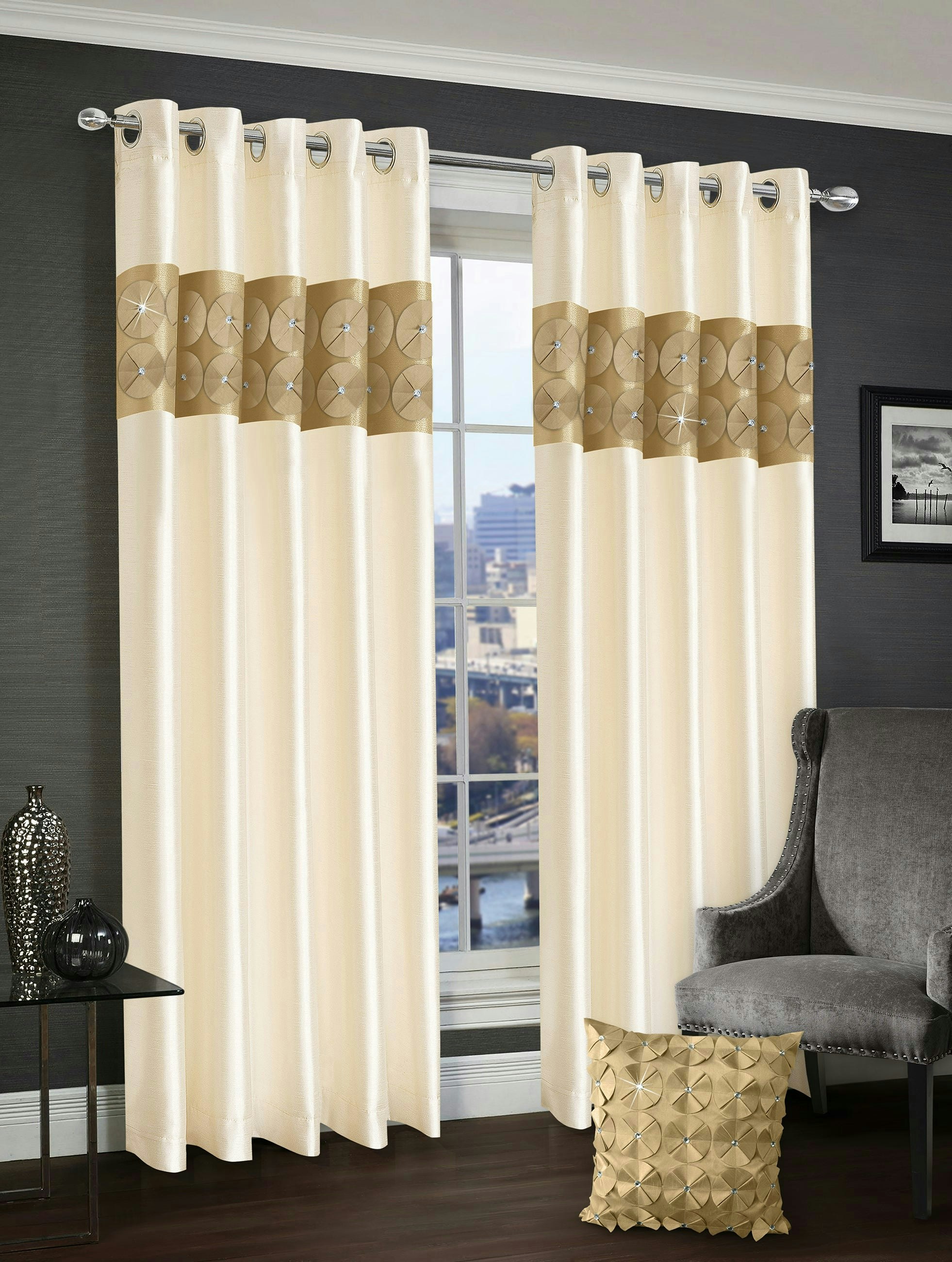 Rackhams Light Vogue 3D Floral Diamante Ready Made Eyelet Curtains - 168Cm X 183Cm - Latte