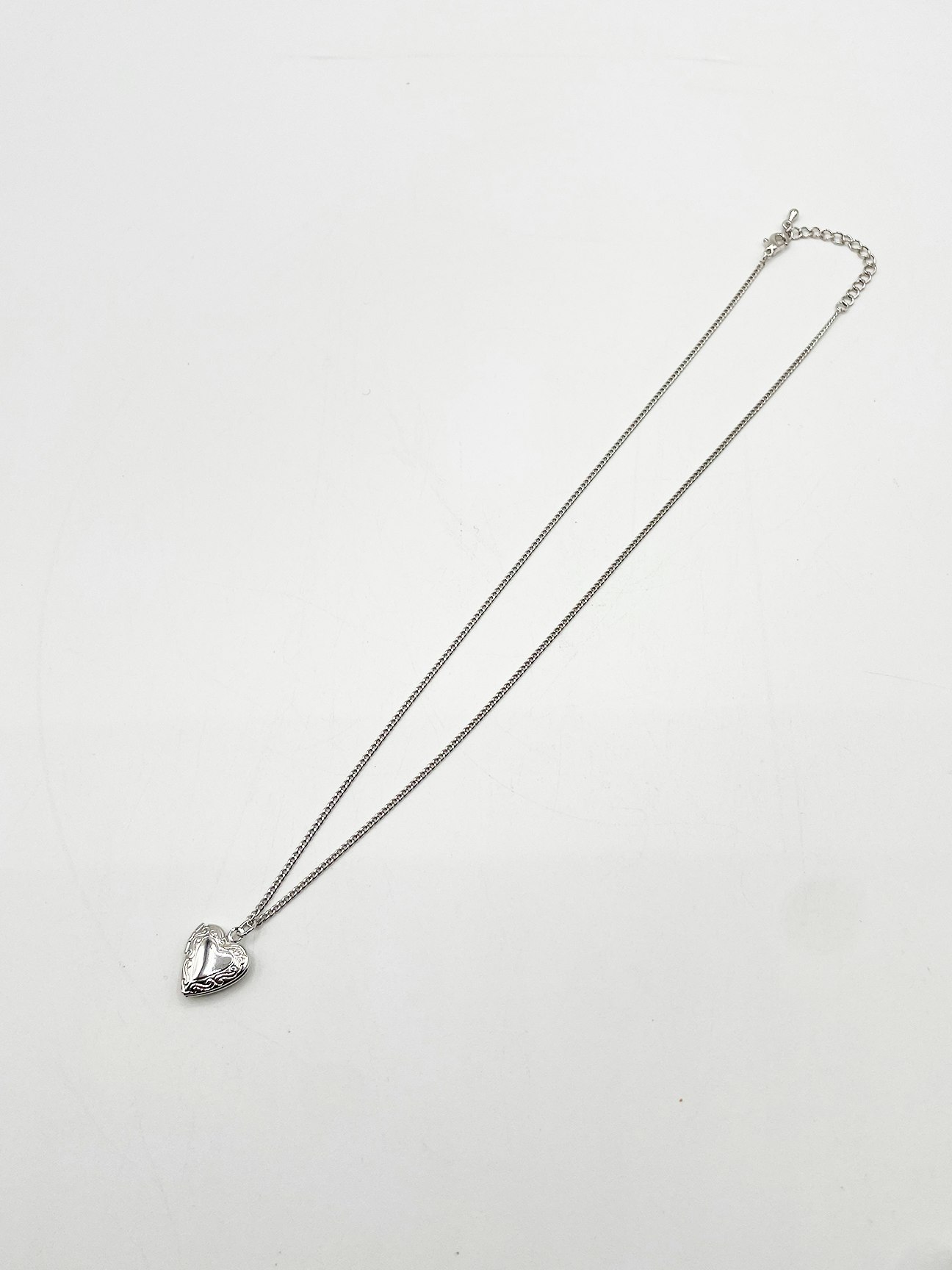 Svnx Silver Small Heart Locket Necklace In Colour - One Size