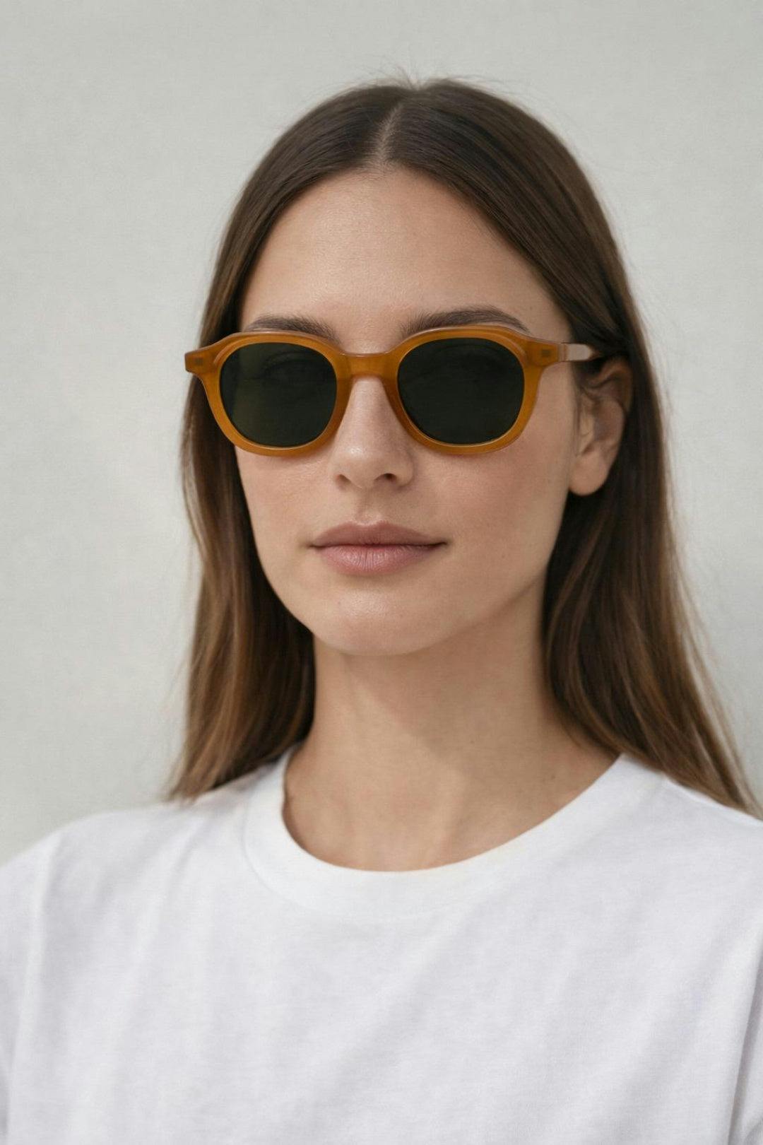 Svnx Brown Bold Preppy Sunglasses In - One Szie