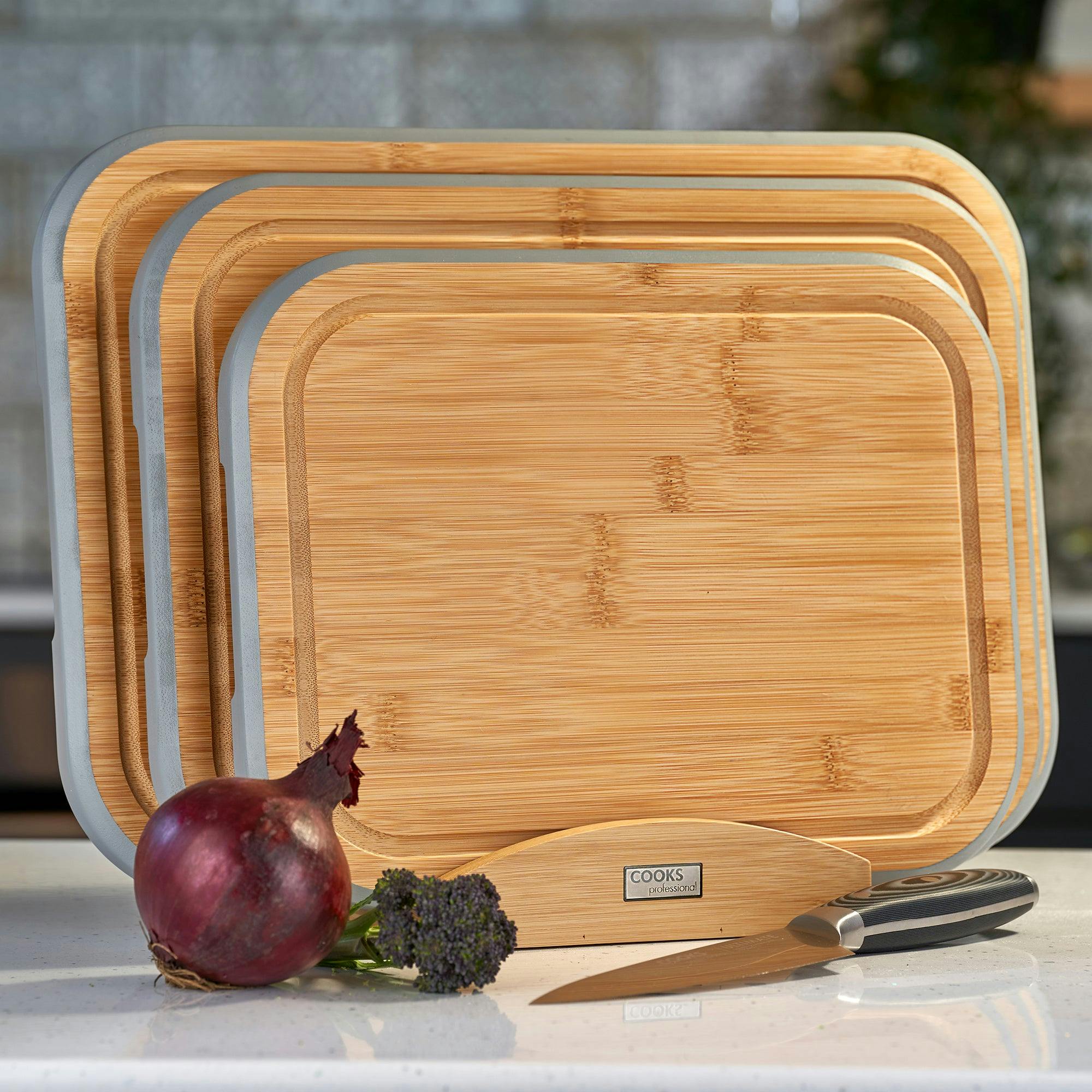 Cooks Professional Set of 3 Bamboo Chopping Boards with Stand - Grey - Image 4