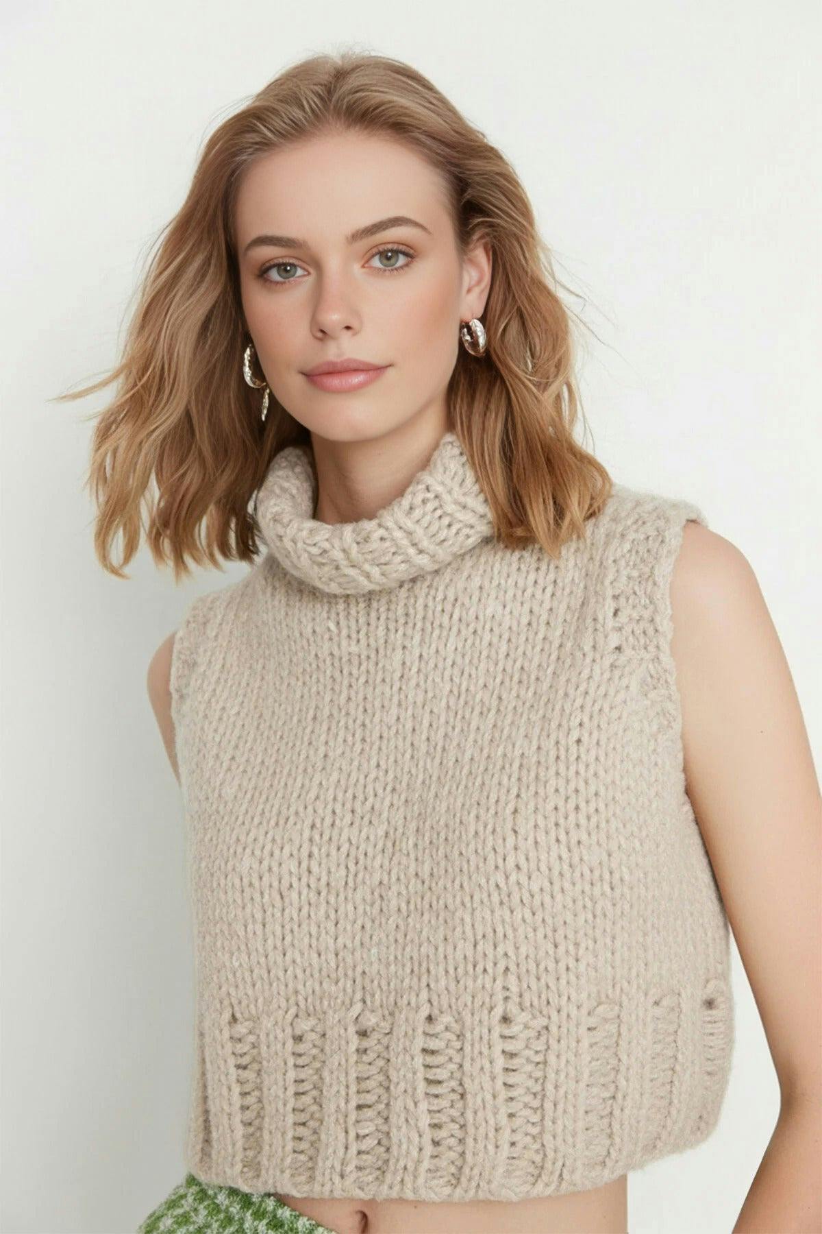 Wovcor Crop Turtleneck Knit Sweater - Stone - S