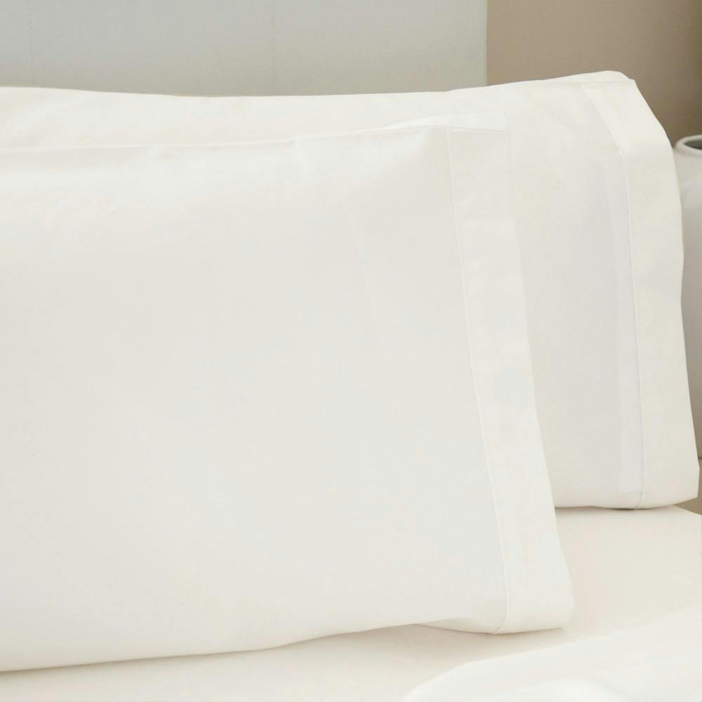 Belledorm Ivory 200 Thread Count Egyptian Cotton Housewife Pillowcases (Pair) - One Size - 100% Egyptian Cotton