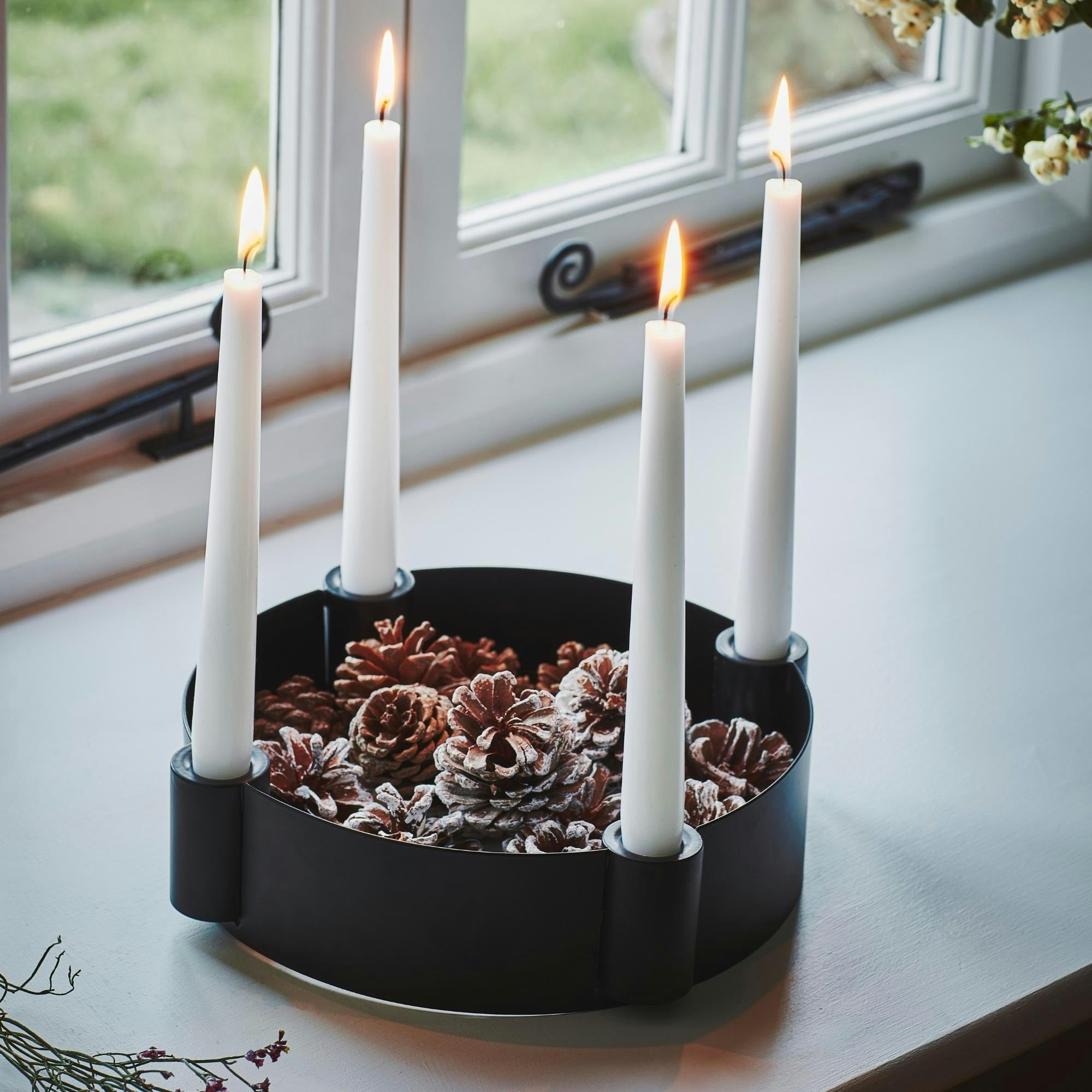 Rackhams Black Centrepiece Candle Holder In