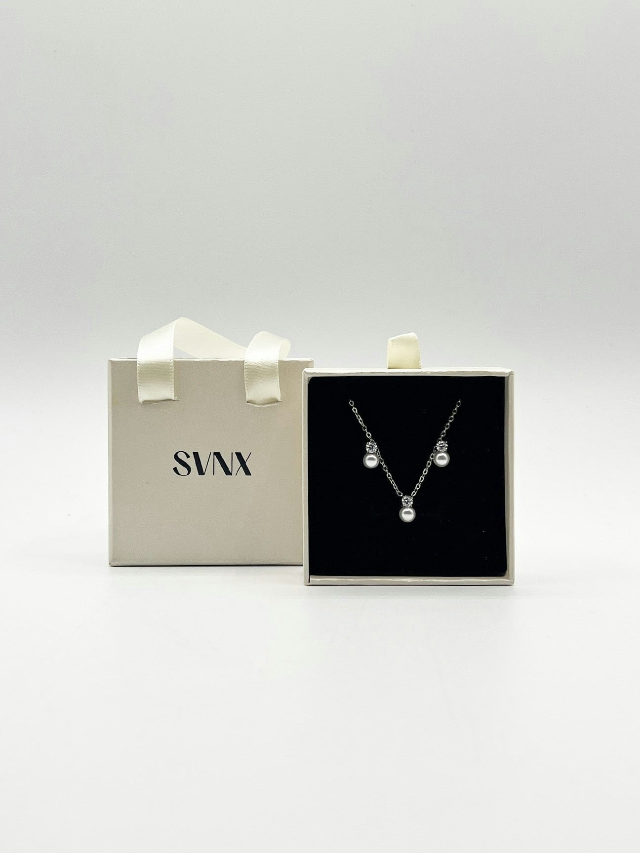 Svnx Silver Mini Pearl Diamante Necklace And Earrings Set In Colour - One Size