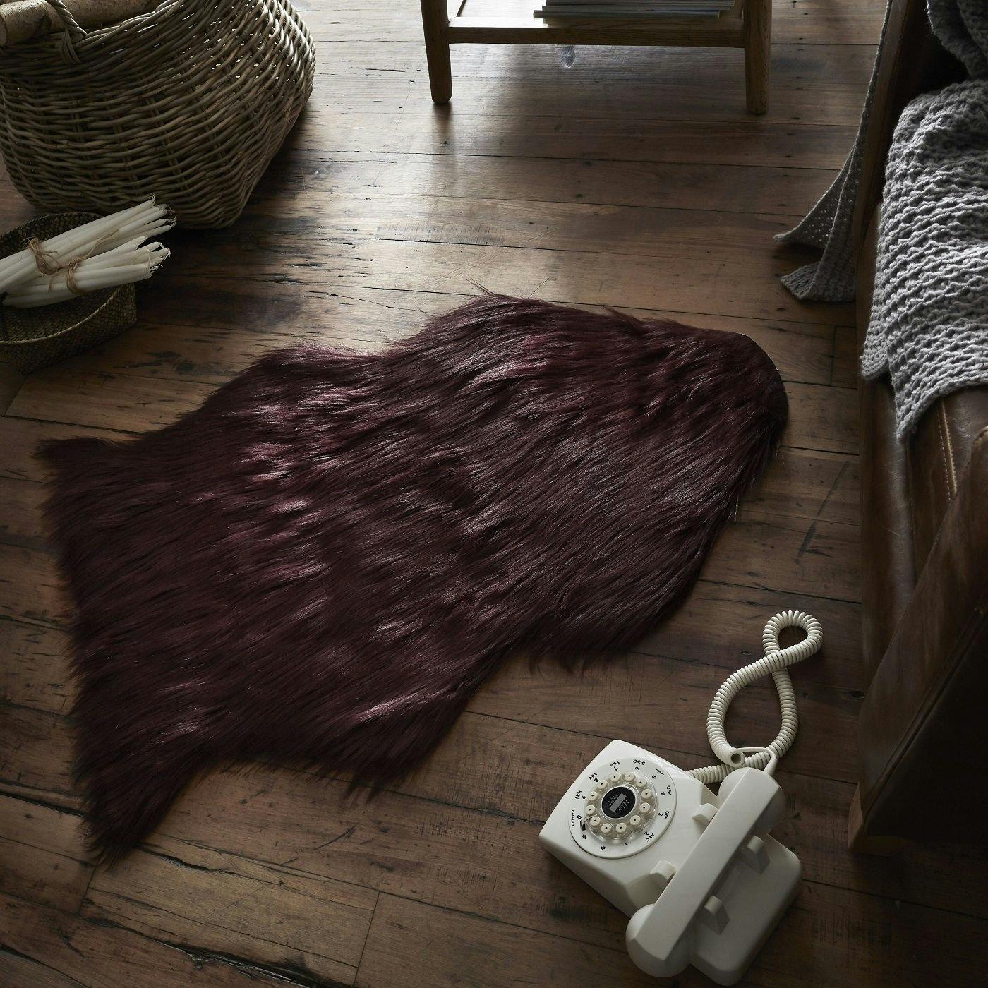 Rackhams Purple Faux Fur Sheep Rug - Wine