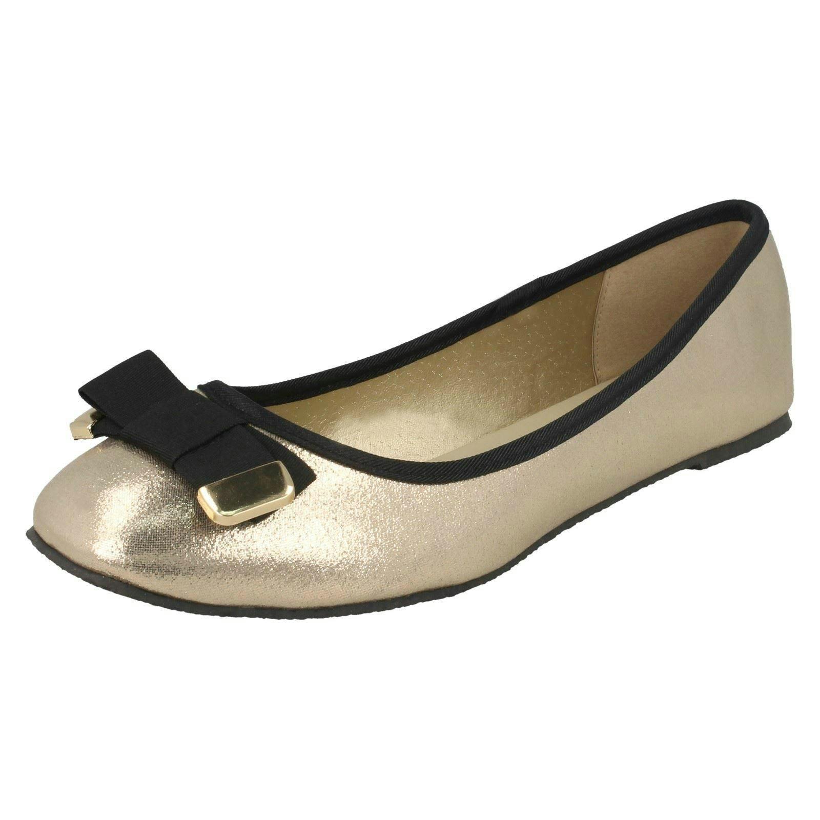 Spot On Women's Gold Ribbon Bow Vamp Ballerinas - Uk 5