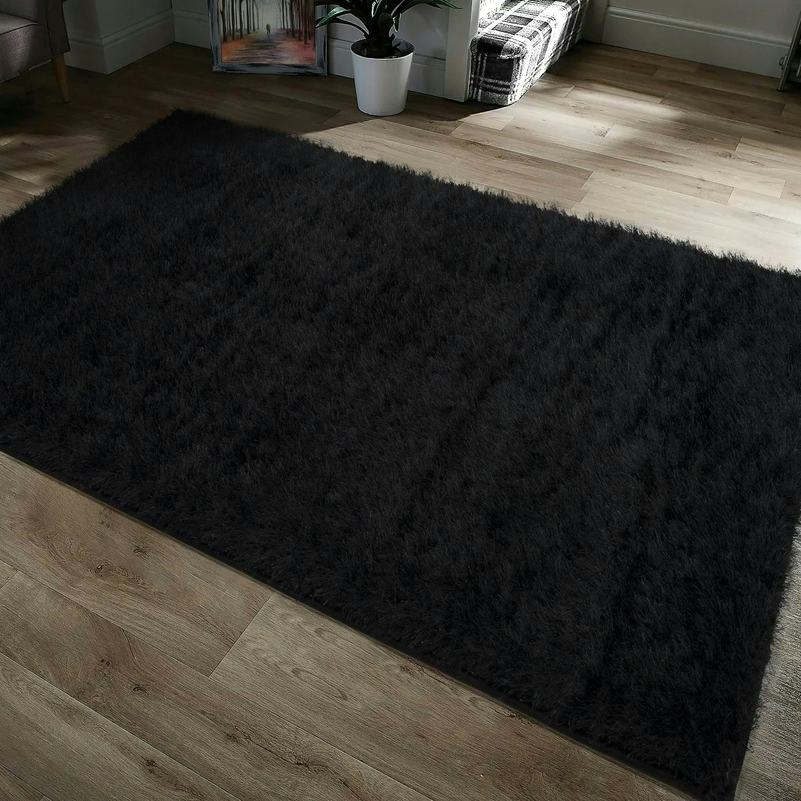 Home Republic Black Majestic Shaggy Rug - 80 X 150