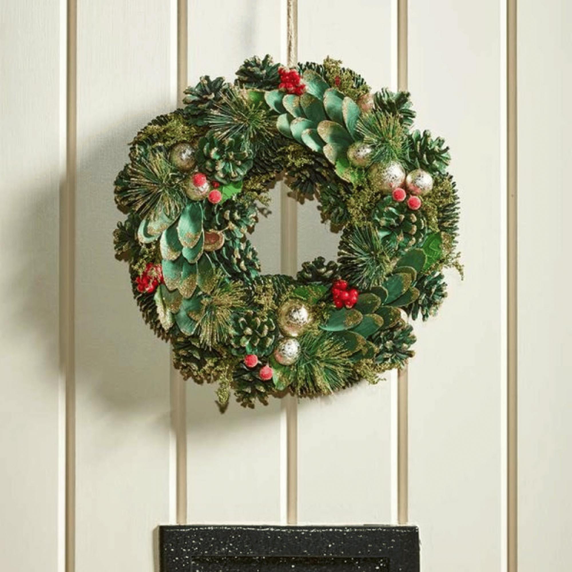 Samuel Alexander 36Cm Bauble And Pinecone Wreath With Red Berries - Image 4