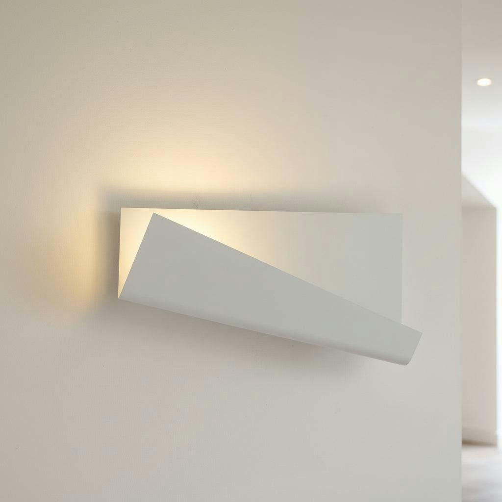 Ultra Beam Lighting White 5 Watt Led Modern Wall Sconce Indoor