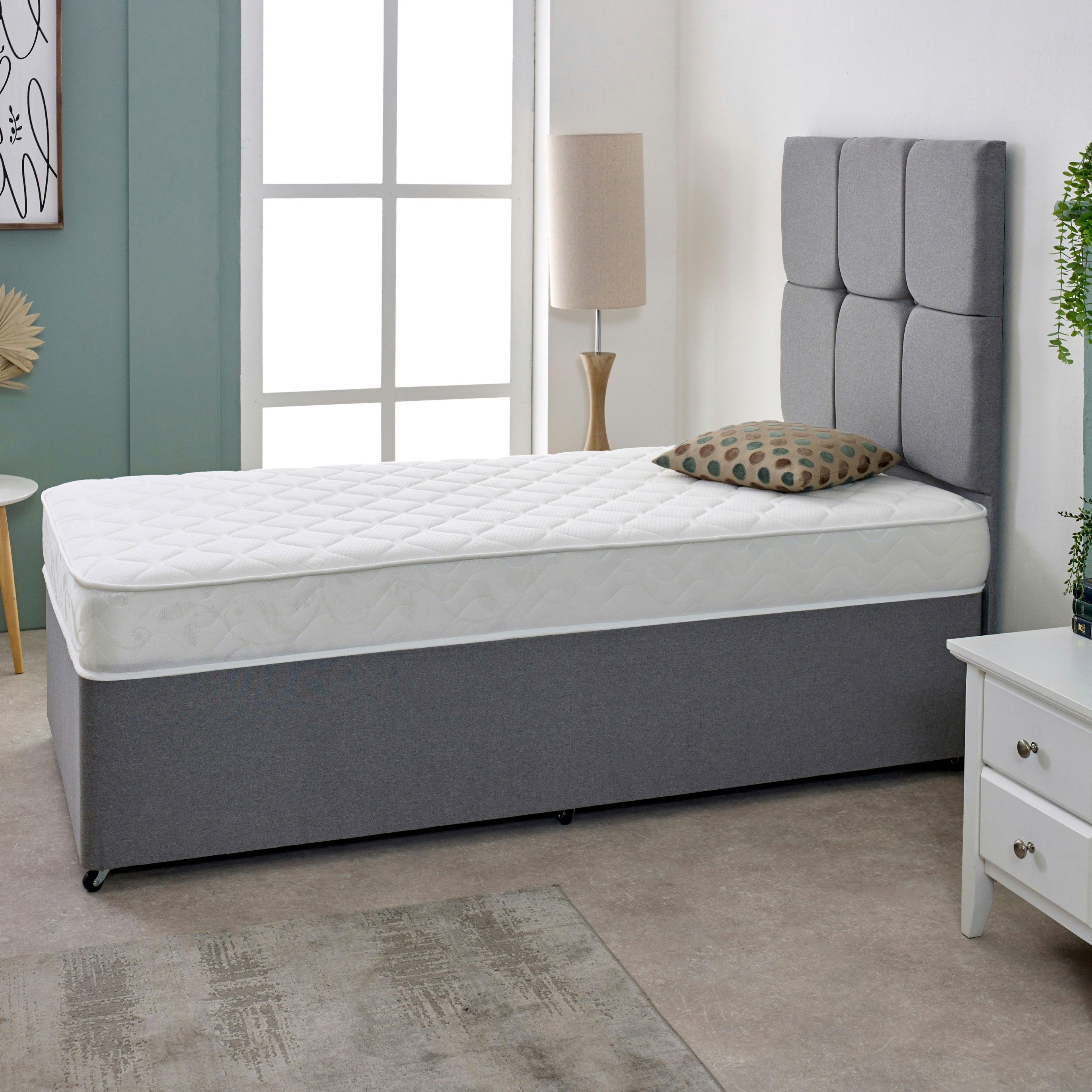 Starlight Beds White Stress-Free Hybrid Mattress - 18Cm Deep, Soft Feel, Memory Foam & Spring Support - 1 - 4Ft6 Double Mattress (135Cm X 190Cm)