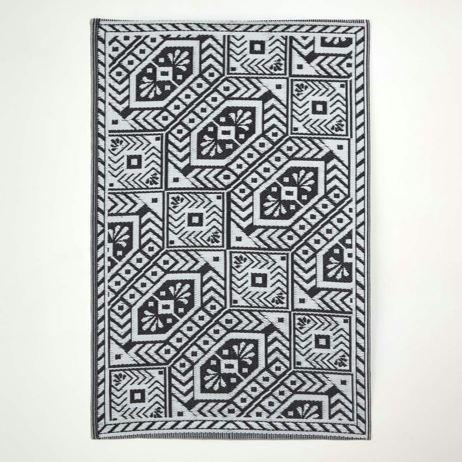 Homescapes Black/White Outdoor Rug Luxury Waterproof Reversible, For Garden, Geometric Aztec - 120 X 180 Cm