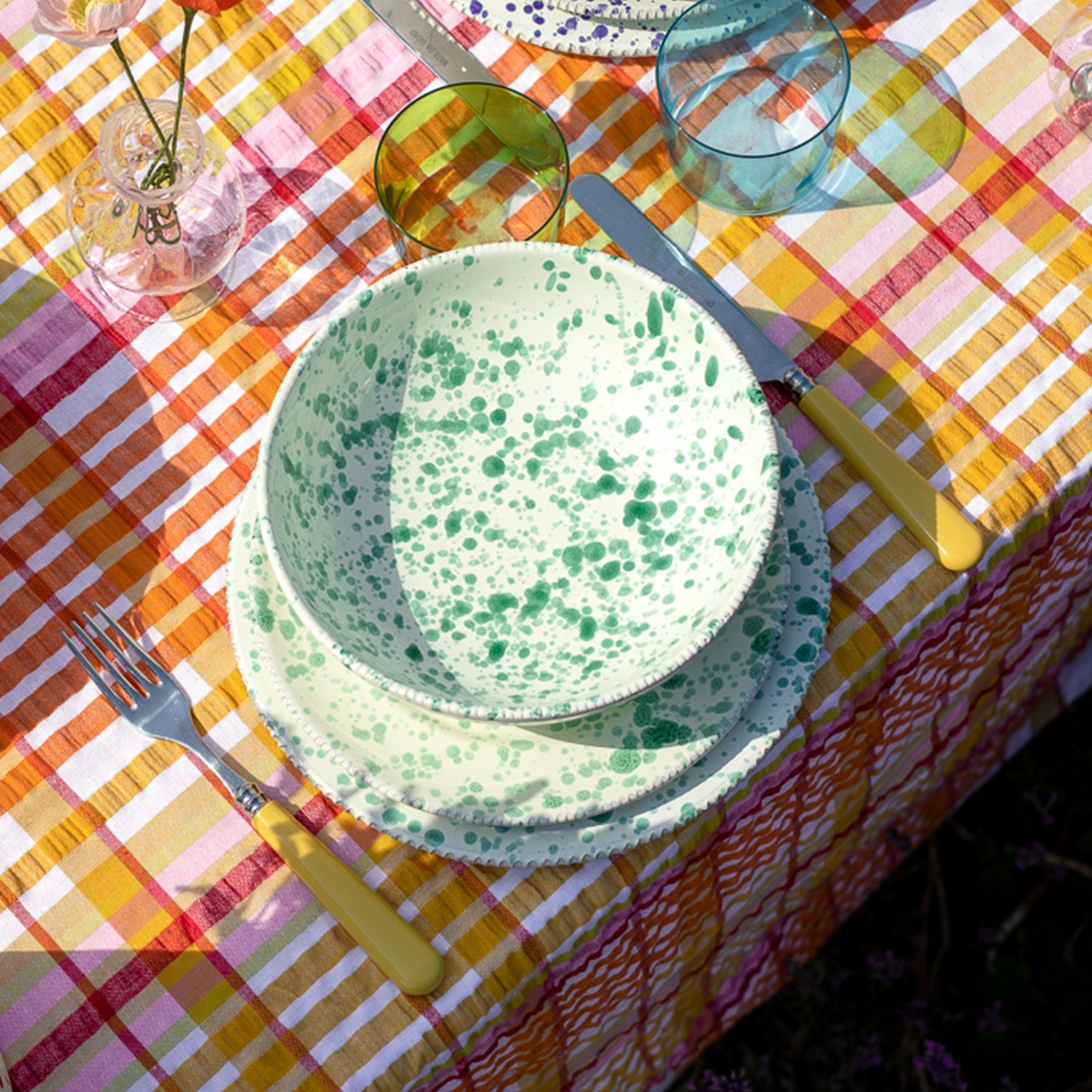 Hot Pottery Orange Pistachio Signature Set