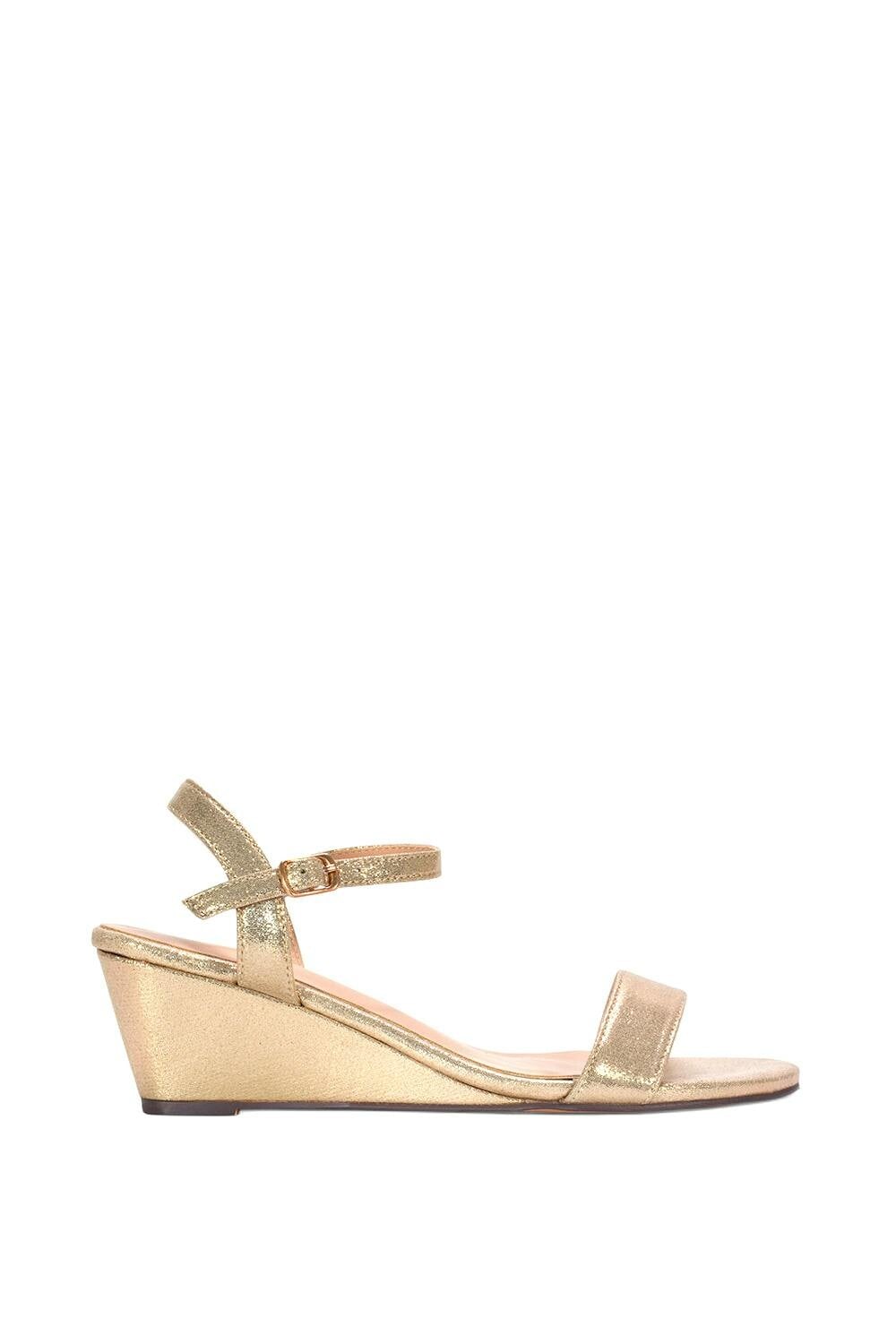 Xy London Women's Gold Low Wedge Heel Sandals With Ankle Strap - 7