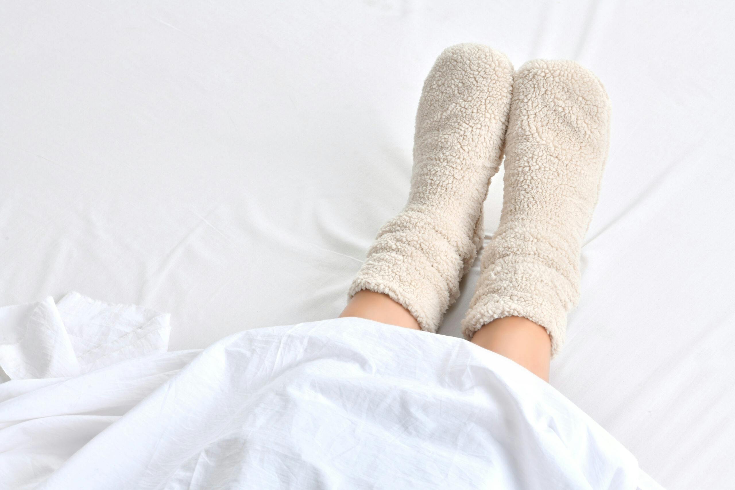 Smart Living Women's Dark Teddy Fleece Fuzzy Winter Socks - Soft, Cozy, Warm Fluffy Lounge Socks- Natural - Medium/Large