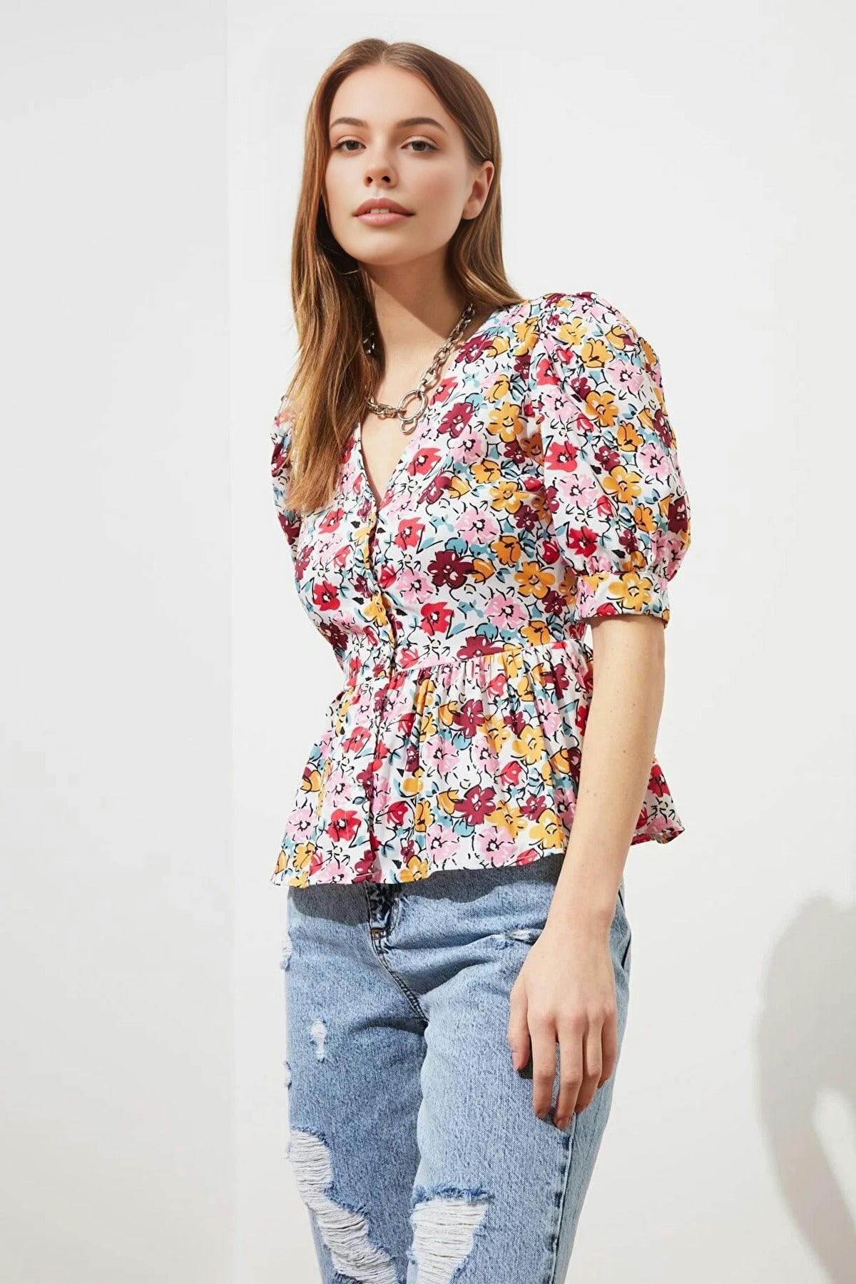Wovcor Light Woven Balloon Sleeve V-Neck Floral Shirt - Multi - 14