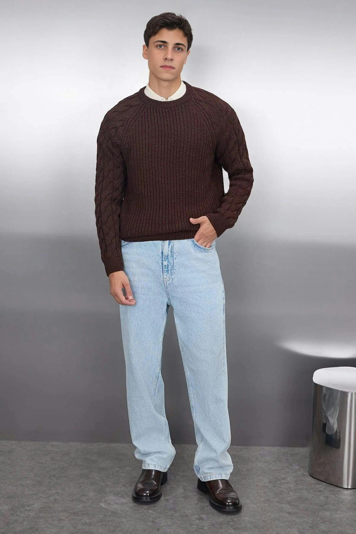 Wovcor Men's Brown Regular Fit Woolen Crew Neck Knit Sweater With Hair Knitting Detail - M