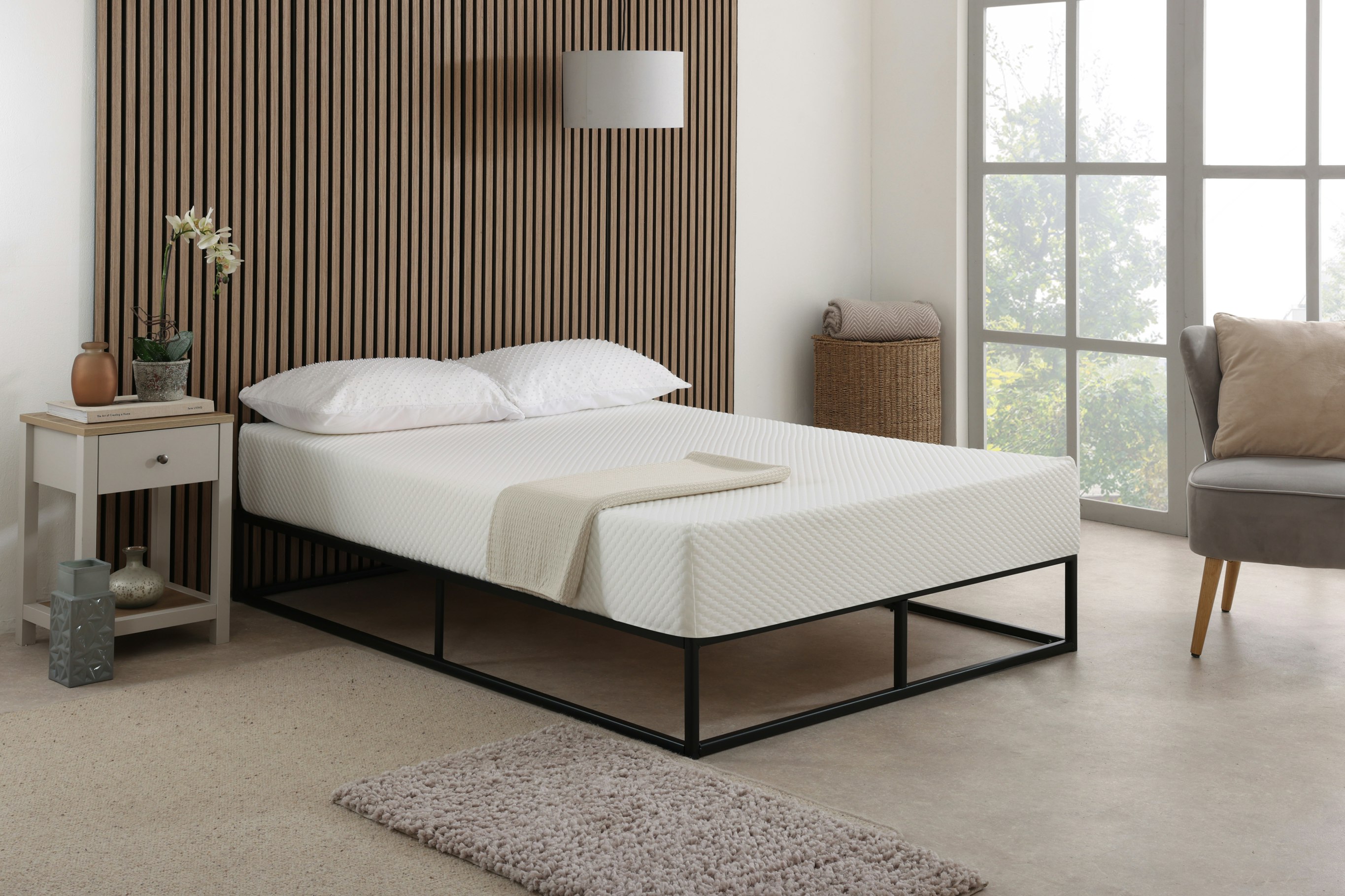 The Foam People White Comfort Bubble Memory Mattress - 8" Deep, Supreme Softness - 1 - 2Ft6 Shorty Small Single Mattress (75Cm X 175Cm)