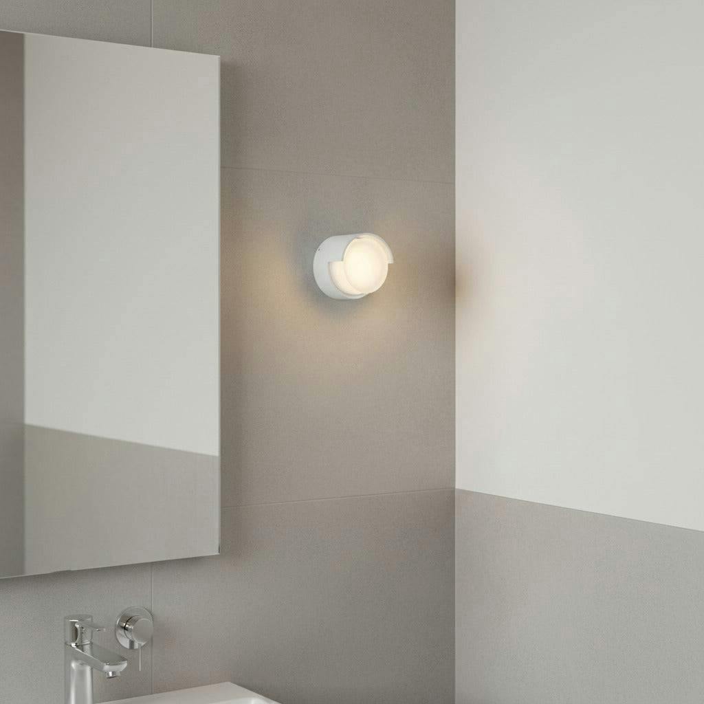 Rackhams White/Light 4 Watt Led Round Ip65 Bathroom Wall