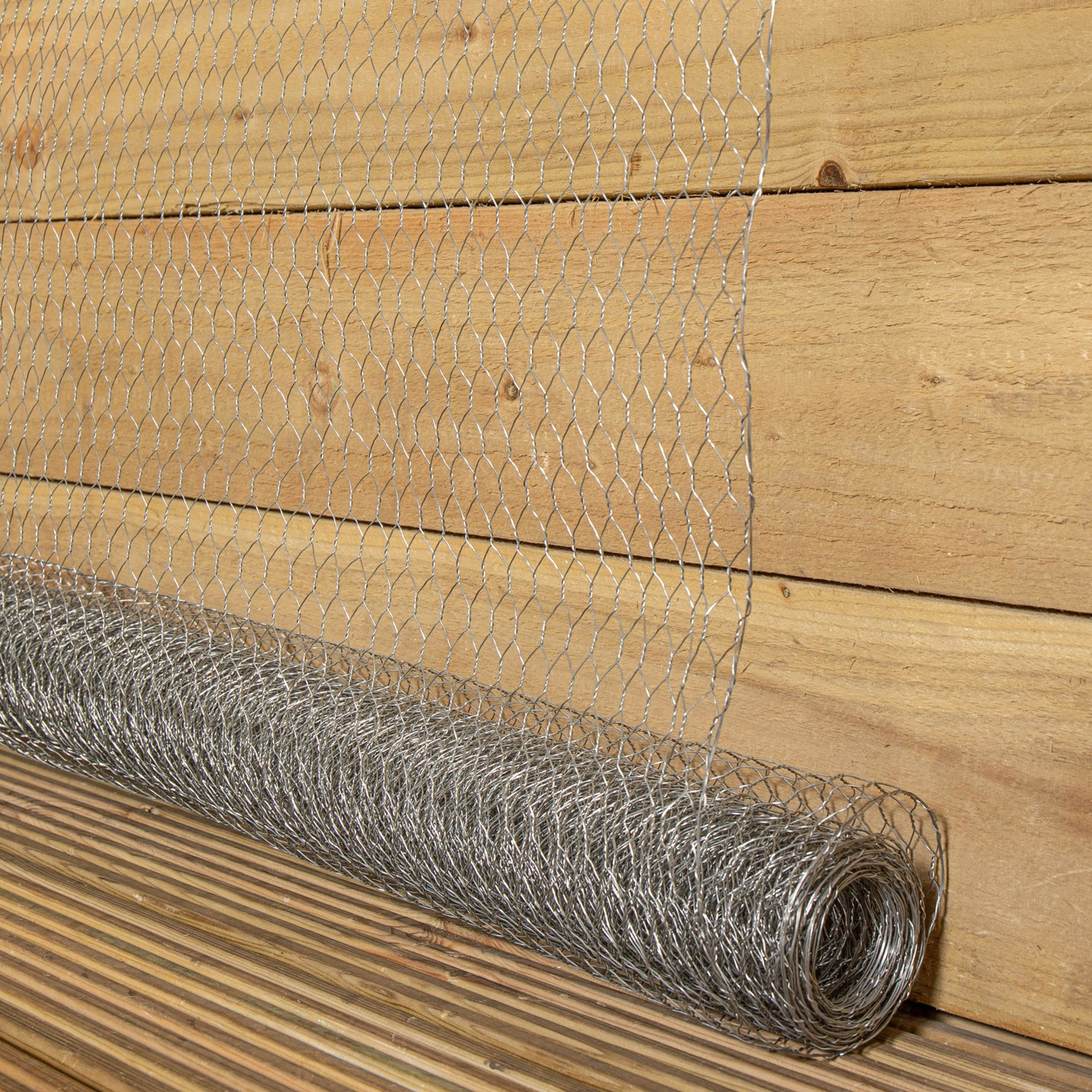 Samuel Alexander Light 4M X 90Cm Of 13Mm Chicken Wire Mesh Netting For Gardens / Pets / Ponds