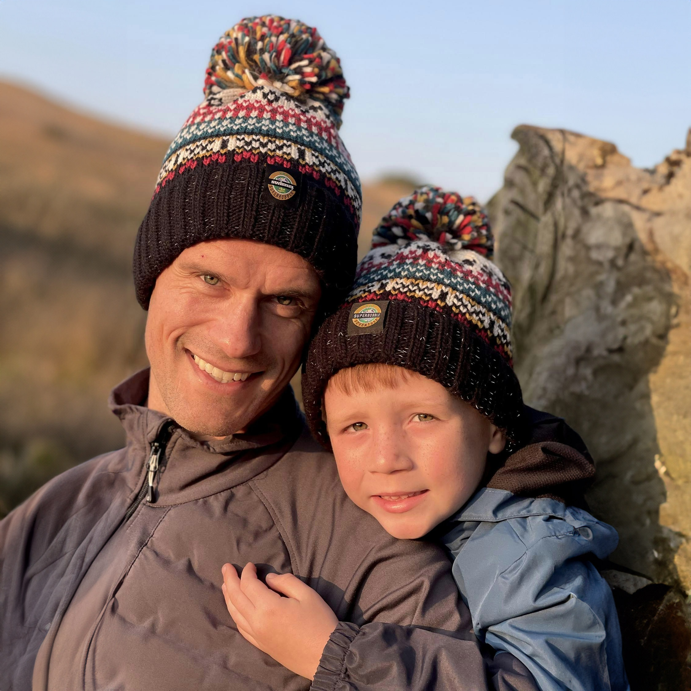 Superbobble Unisex Black Traditional Nordic Bobble Hat Bundle - Jet