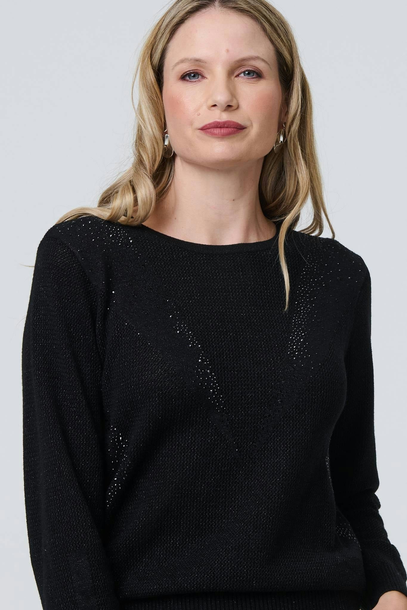 Izabel London Black Sparkly Fine Knit Slim Jumper - 16