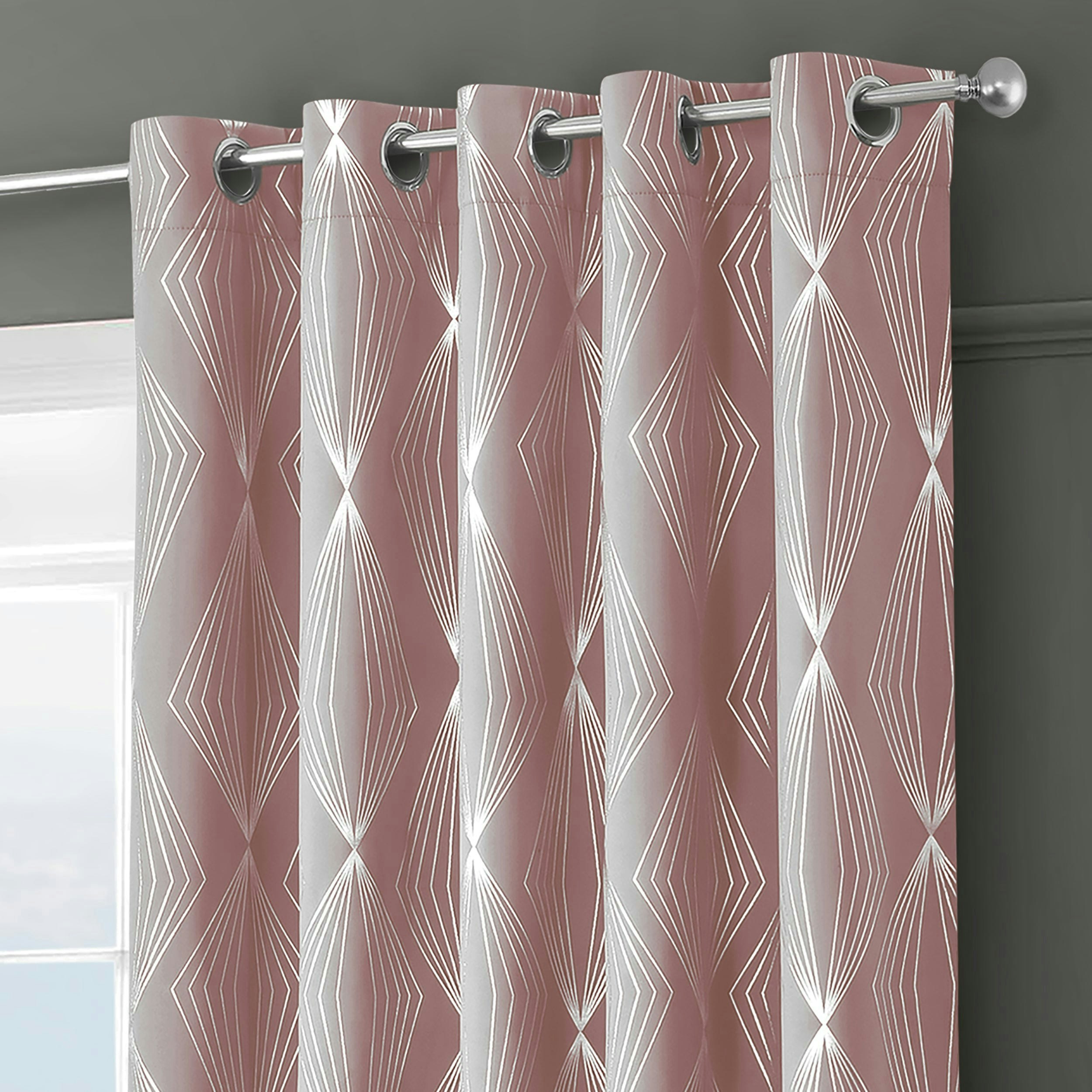 Velosso Onyx Thermal Blackout Ready Made Eyelet Curtains - 117Cm X 137Cm - Blush