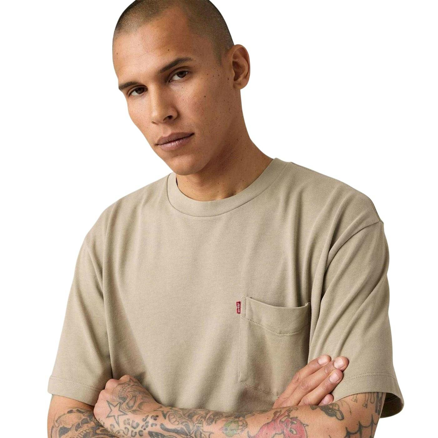 Levis Men's Classic Heavyweight Pocket T-Shirt - Khaki - M - Khaki - 100% Cotton