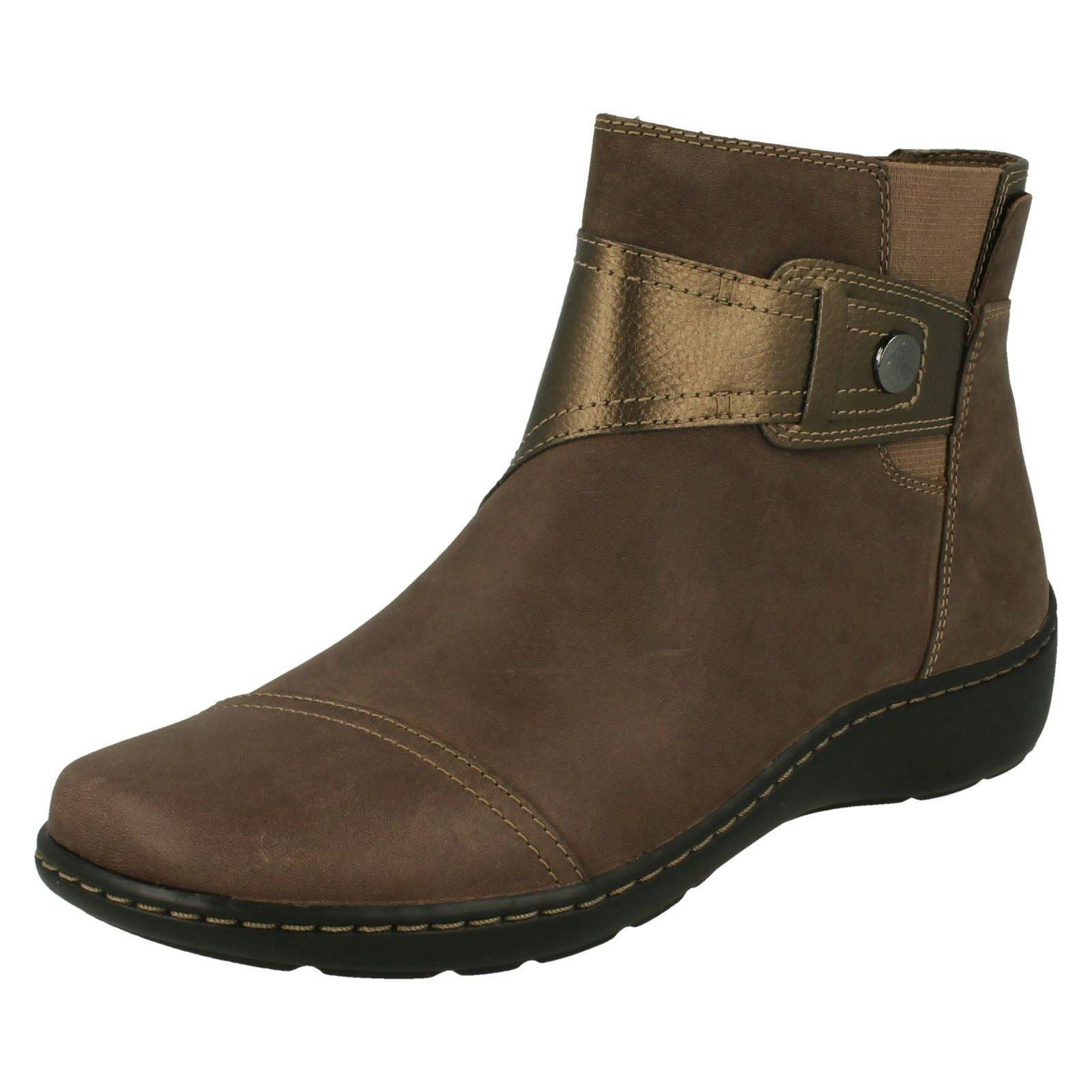 Clarks Women's Strap Detailed Ankle Boots Cora Tropic - Taupe - Uk 6.5