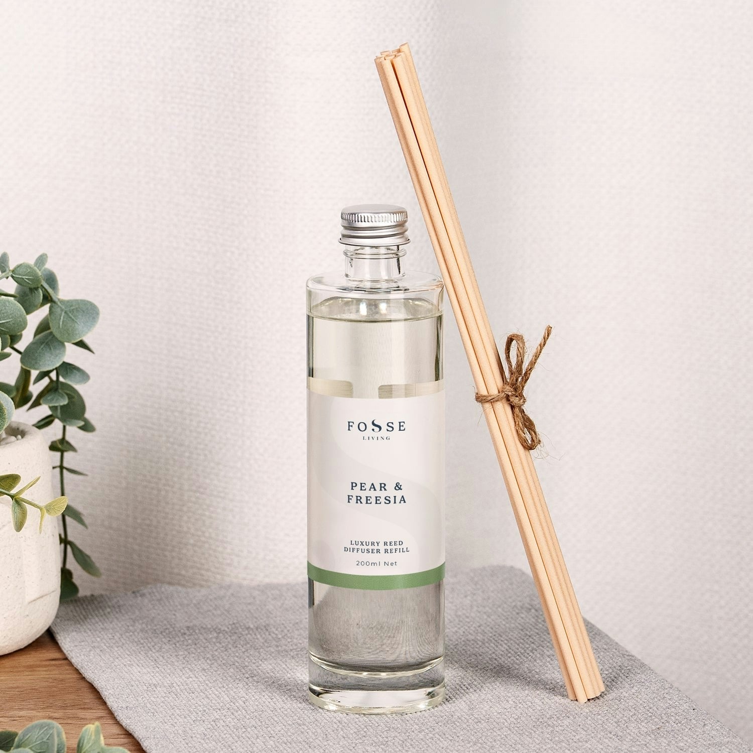Fosse Living Light Pear & Freesia Reed Diffuser Refill 200Ml - 200Ml Refill + 10 Reeds