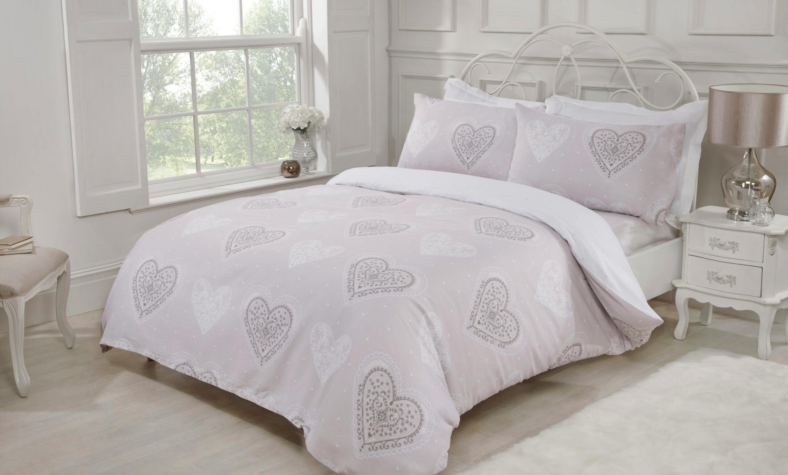 Smart Living Green Decorative Hearts Duvet Cover With Pillowcases - Natural - King (220Cm X 230Cm)