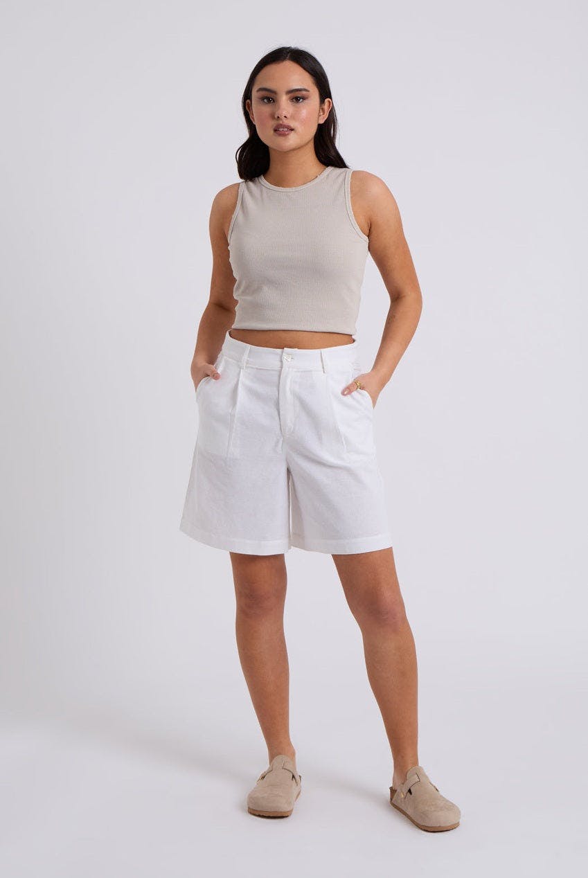 Urban Bliss White Linen Blend Short - 10