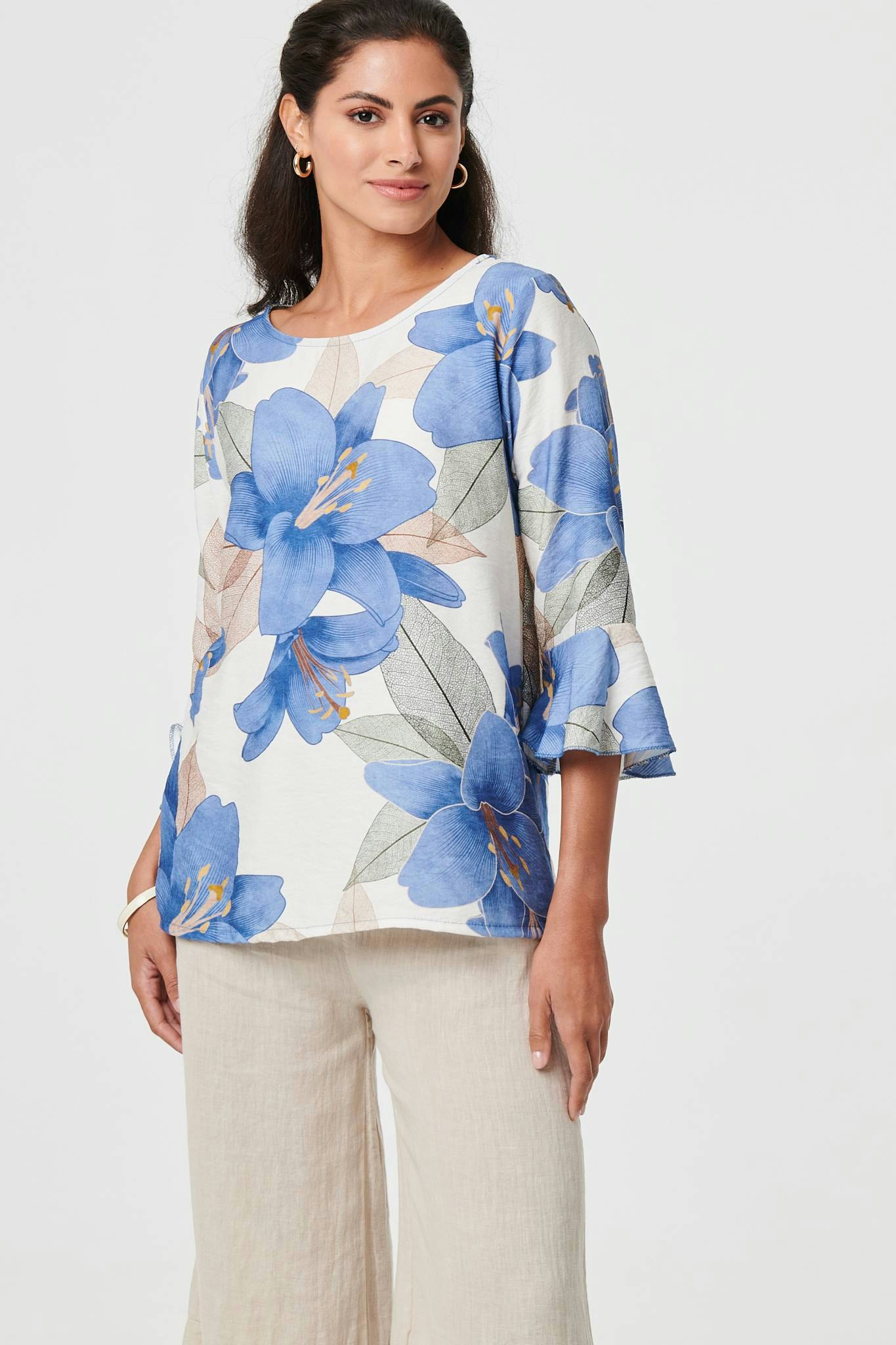 Izabel London Blue Floral 3/4 Flared Sleeve Relaxed Blouse - L