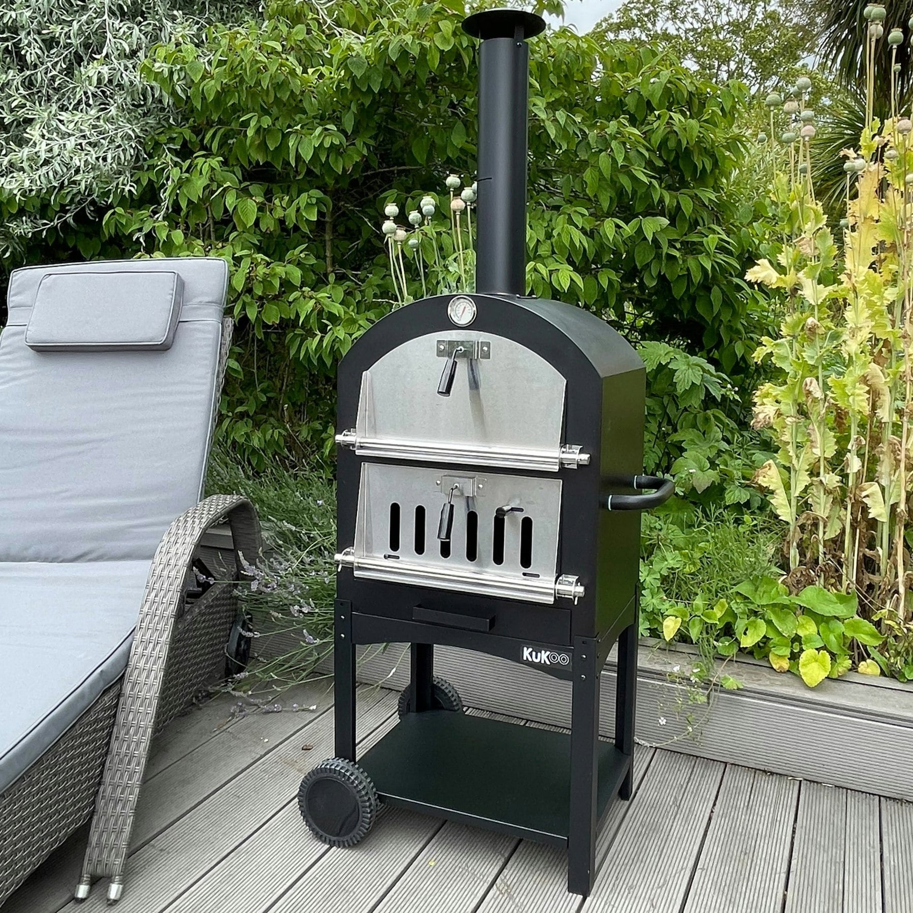 Kukoo Black Outdoor Pizza Oven & Pizza Peel