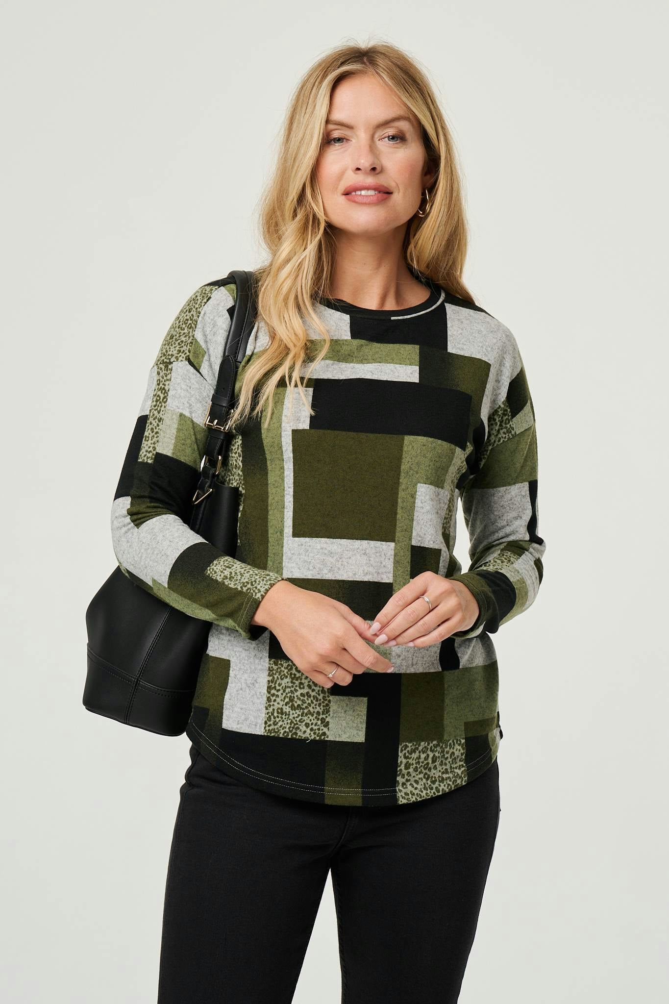 Izabel London Green Geo Print Long Sleeve Relaxed Top - 8