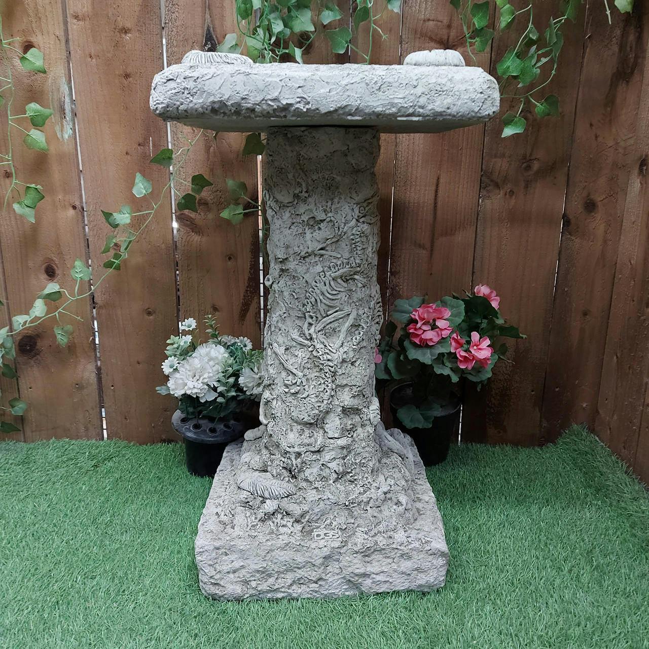 Rackhams Stone Cast Detailed Jurassic Birdbath