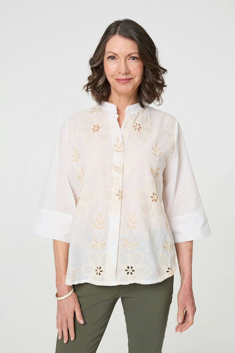 Izabel London White Floral Embroidered Texture V-Neck Blouse - Xl